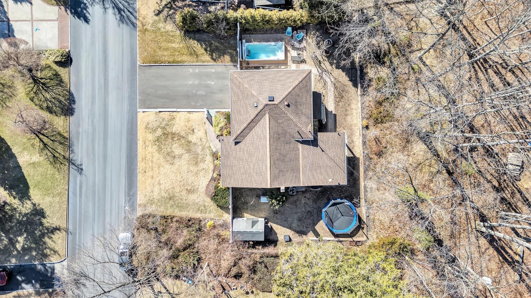 43 Gristmill Lane, Huntington, New York image 10