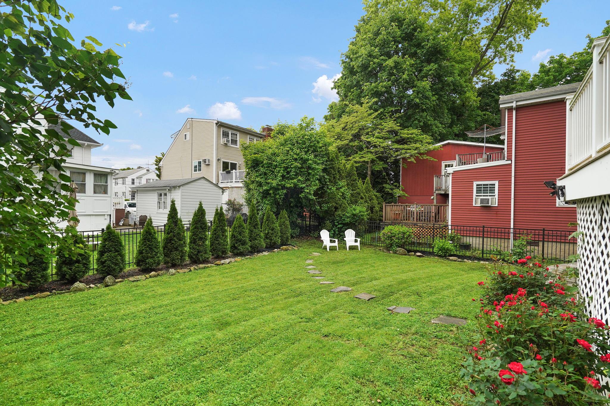 410 Hunter Street, Mamaroneck, New York image 37