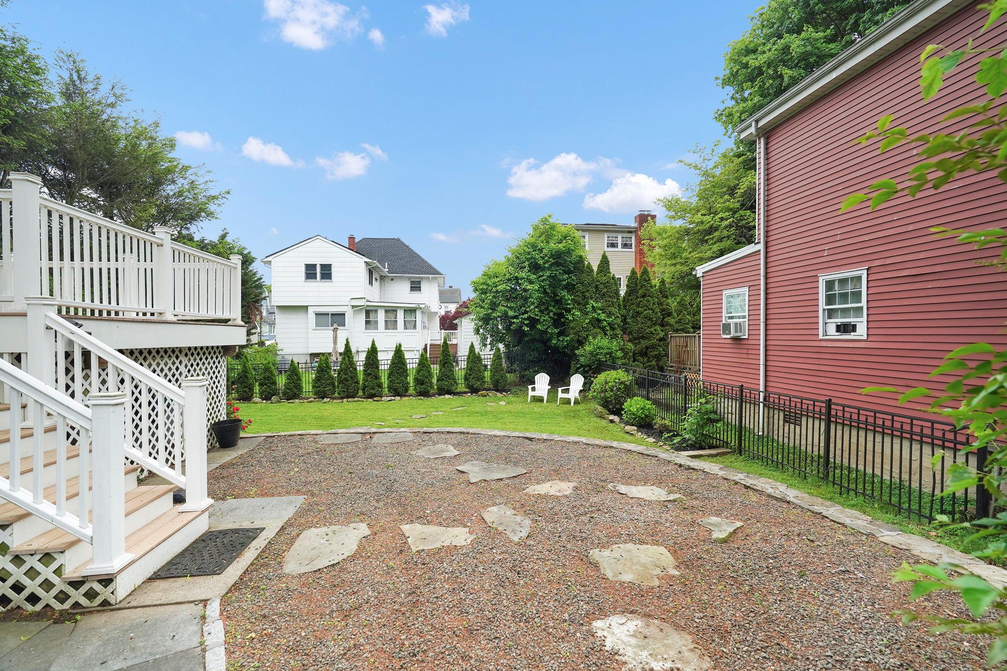 410 Hunter Street, Mamaroneck, New York image 34