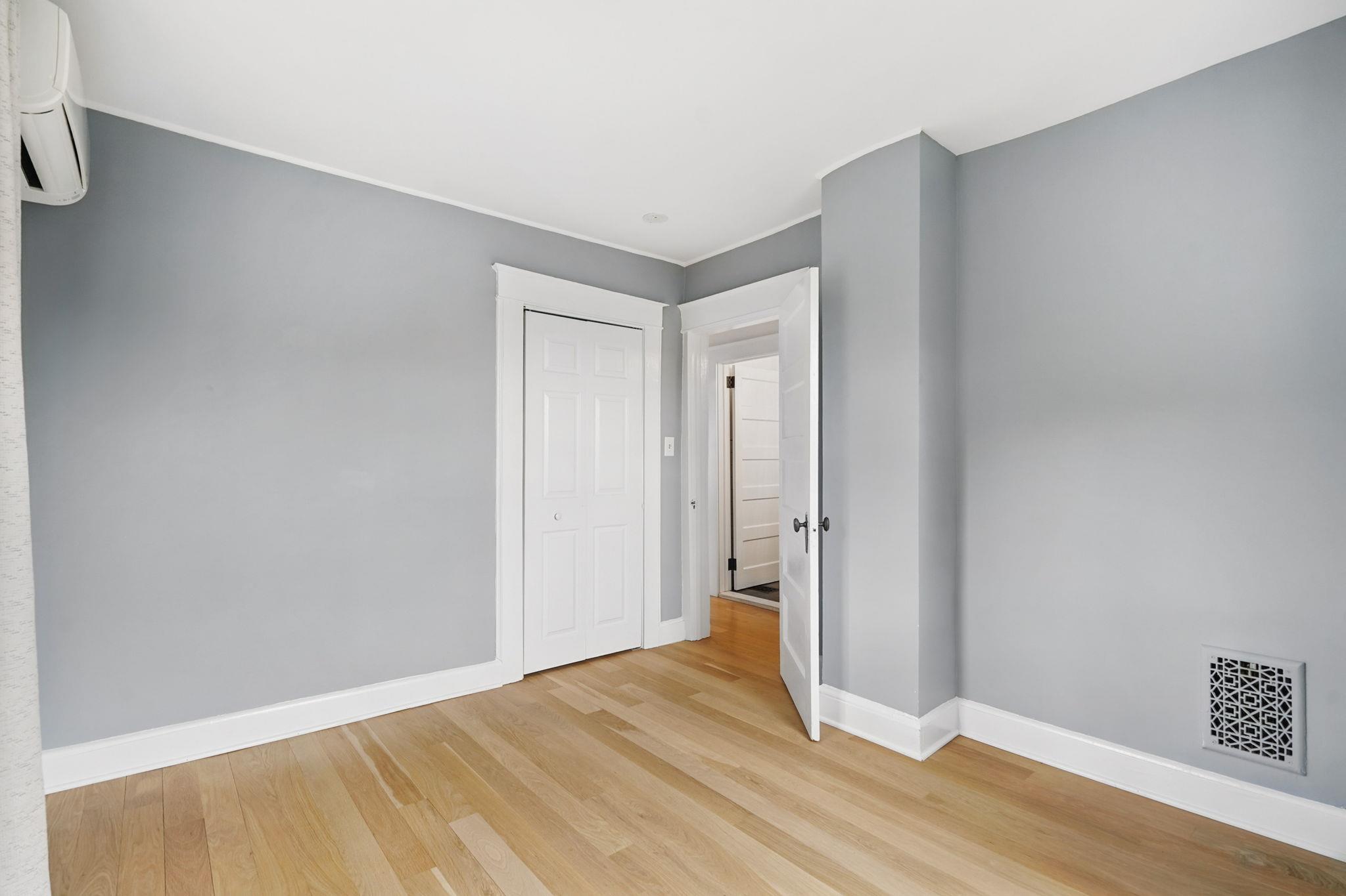 410 Hunter Street, Mamaroneck, New York image 24