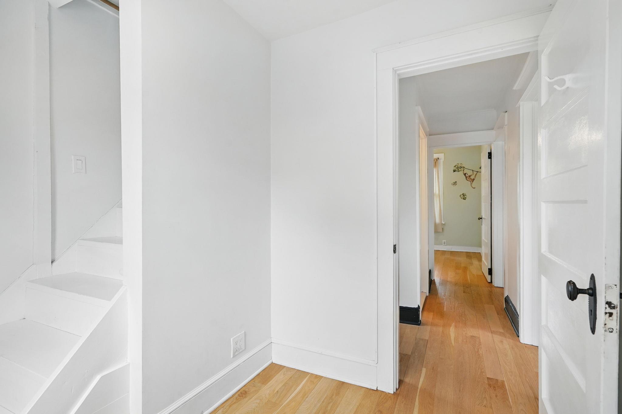 410 Hunter Street, Mamaroneck, New York image 30