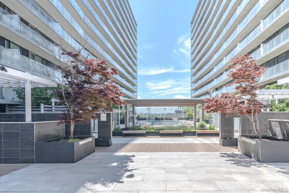 40-28 COLLEGE POINT BLVD 1011