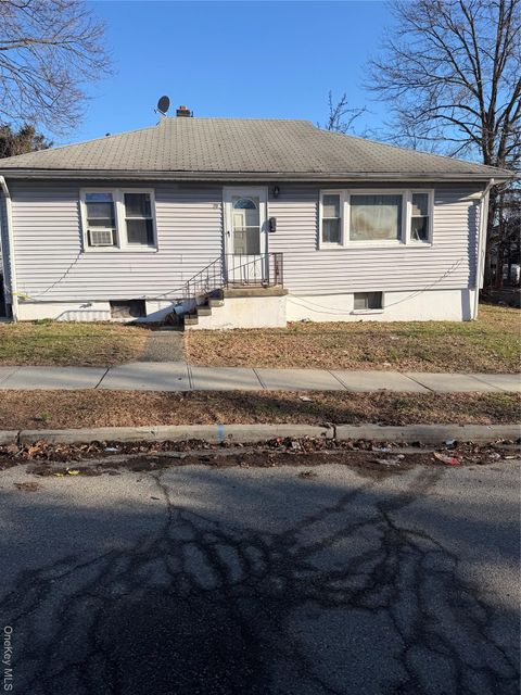 Multifamily For Sale - 29 E Castle Avenue<br/> Spring Valley, NY 10977