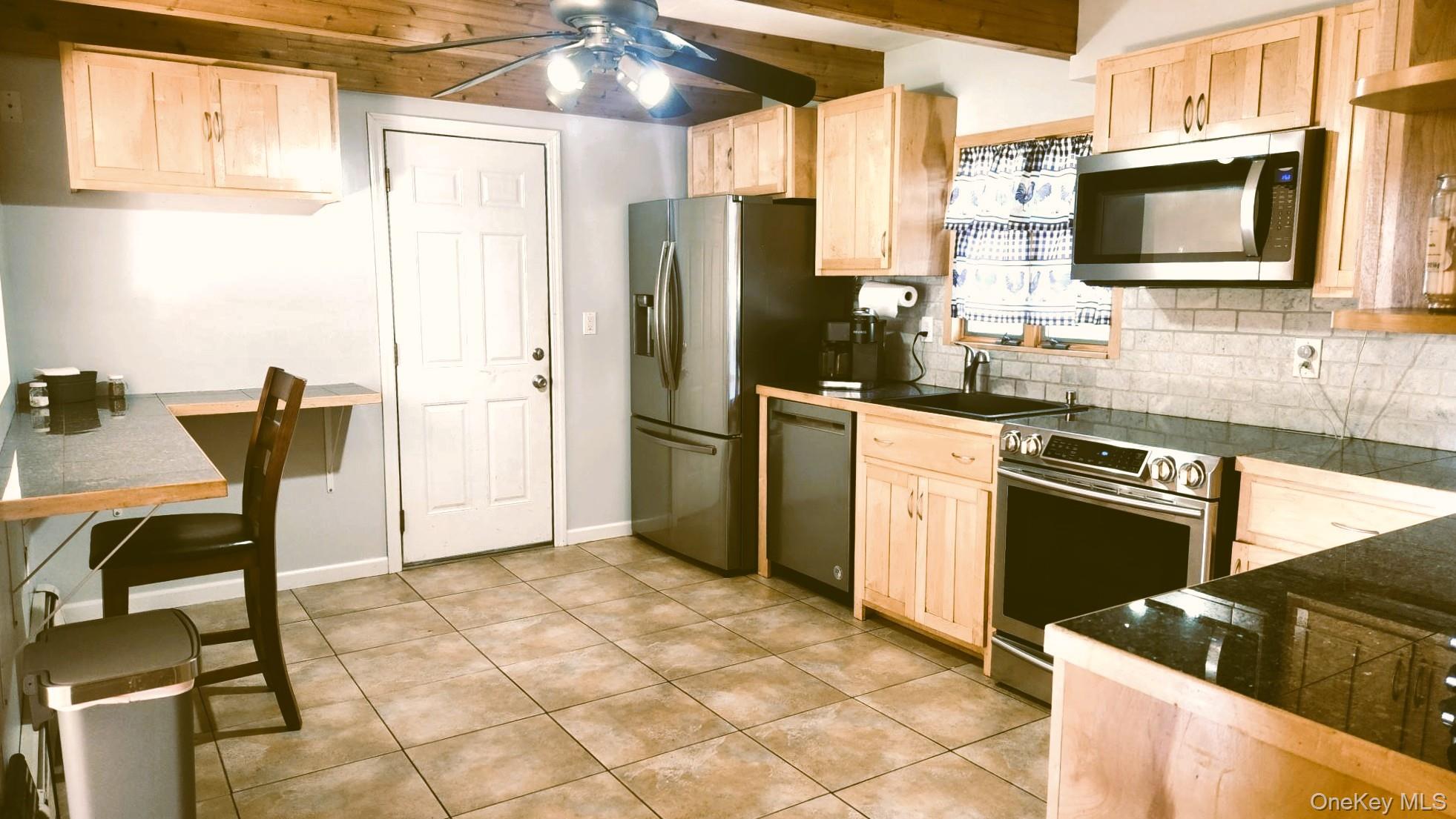 439 Southport Street