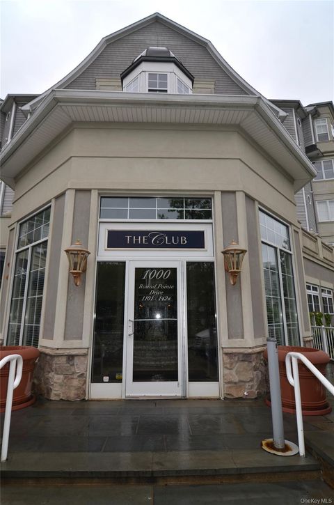 Photo of 1308 Round Pointe Drive #1308, Haverstraw, NY 10927 (MLS # 922586)