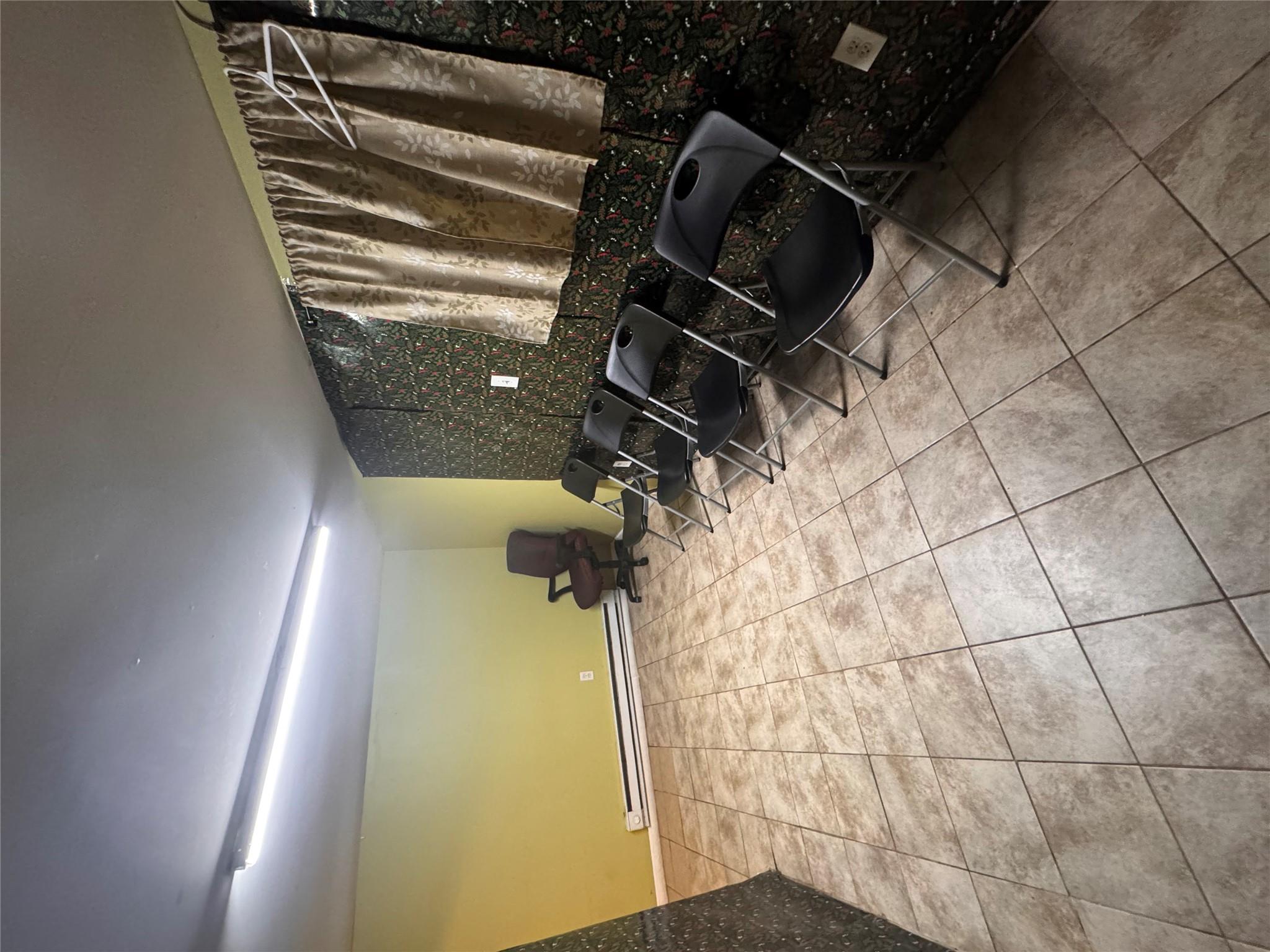 702 Tower Court, Uniondale, New York image 16