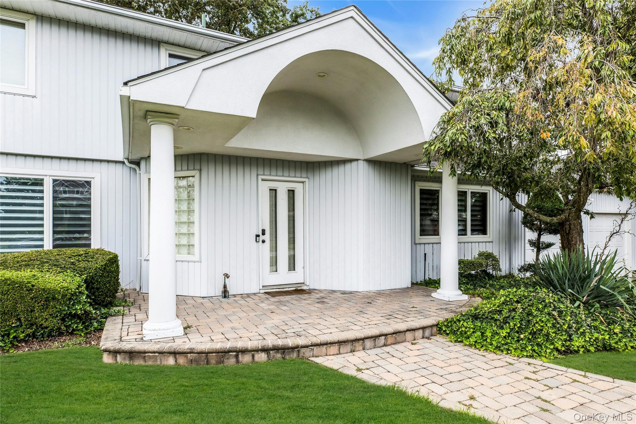 71 Hofstra Drive