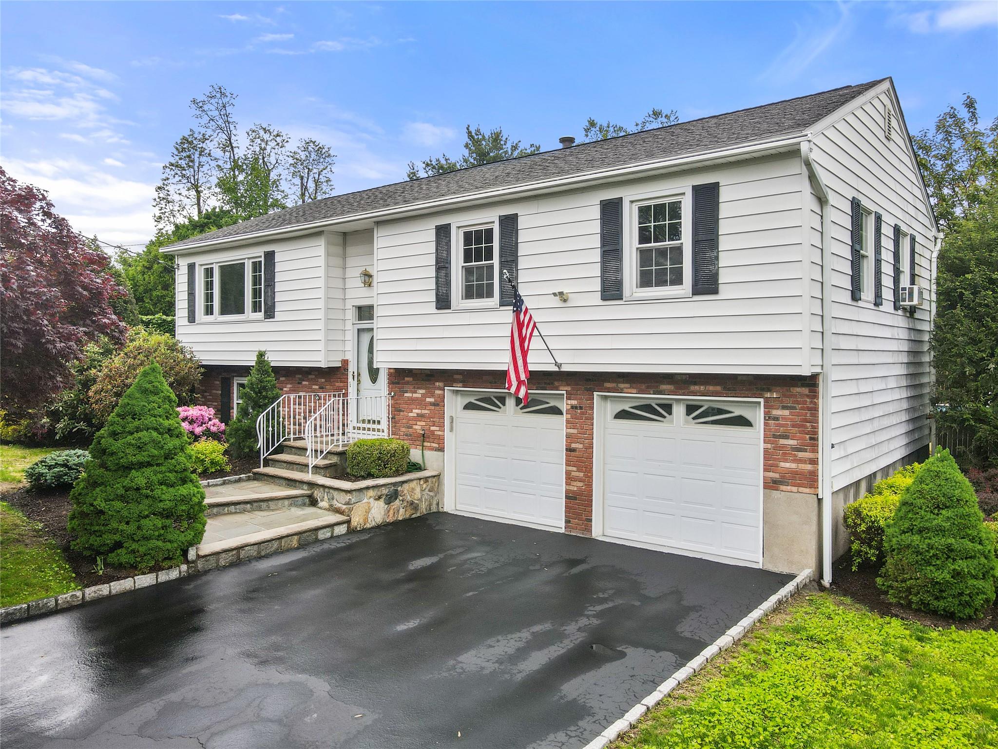 804 Fox Meadow Road, Yorktown Heights, New York image 1