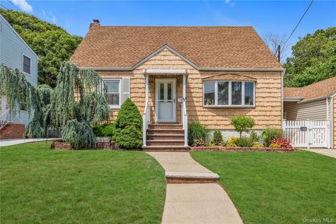 Homes For Sale - 55 Fir Street<br/> Valley Stream, NY 11580