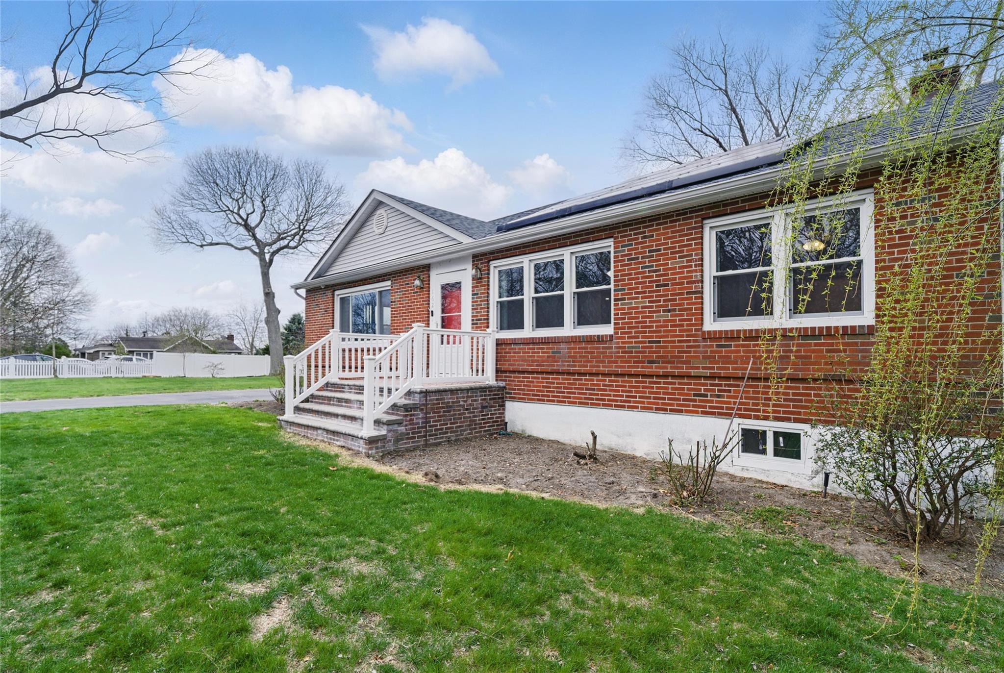 162 Berkshire Drive, Farmingville, New York image 3