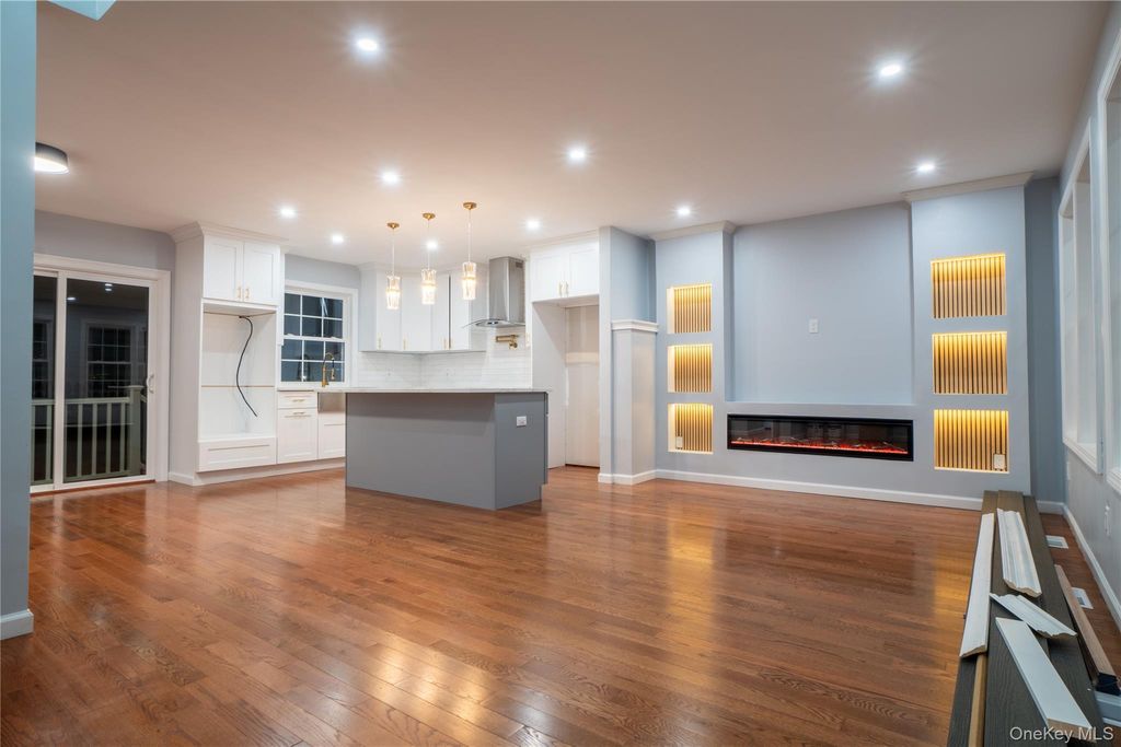 Photo of 139 Maple Avenue, Bethpage, NY 11714 (MLS # 945890)