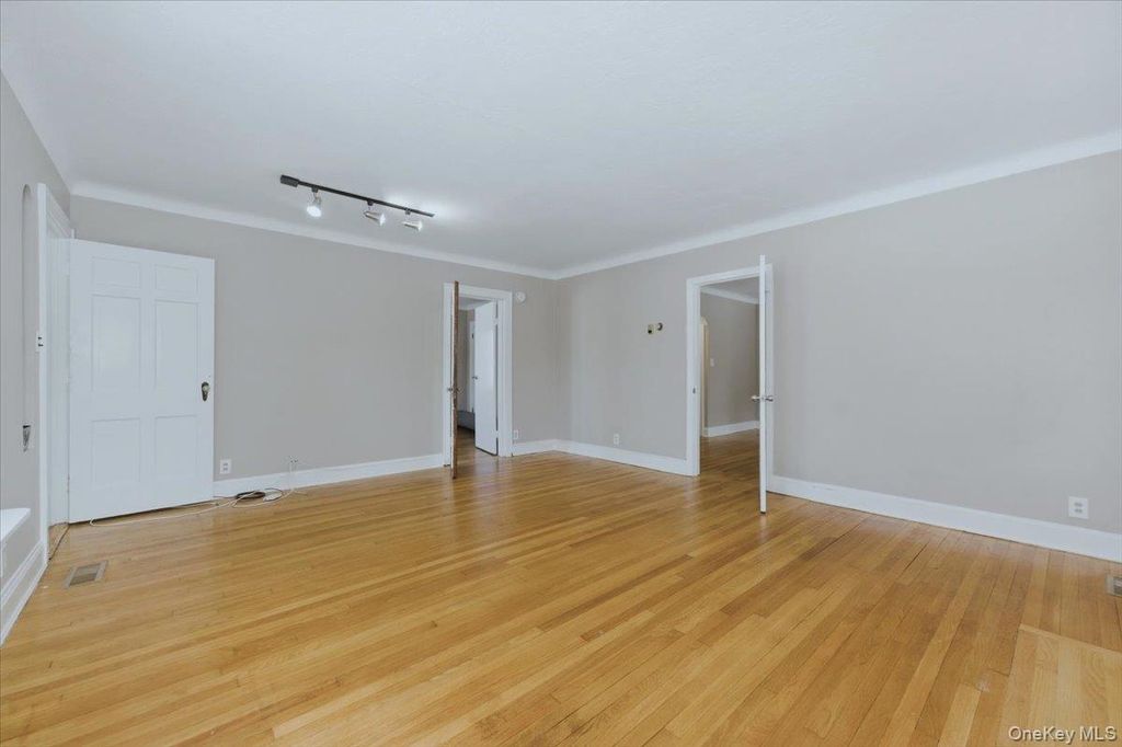 Photo of 801 Main Street, Farmingdale, NY 11735 (MLS # 965542)