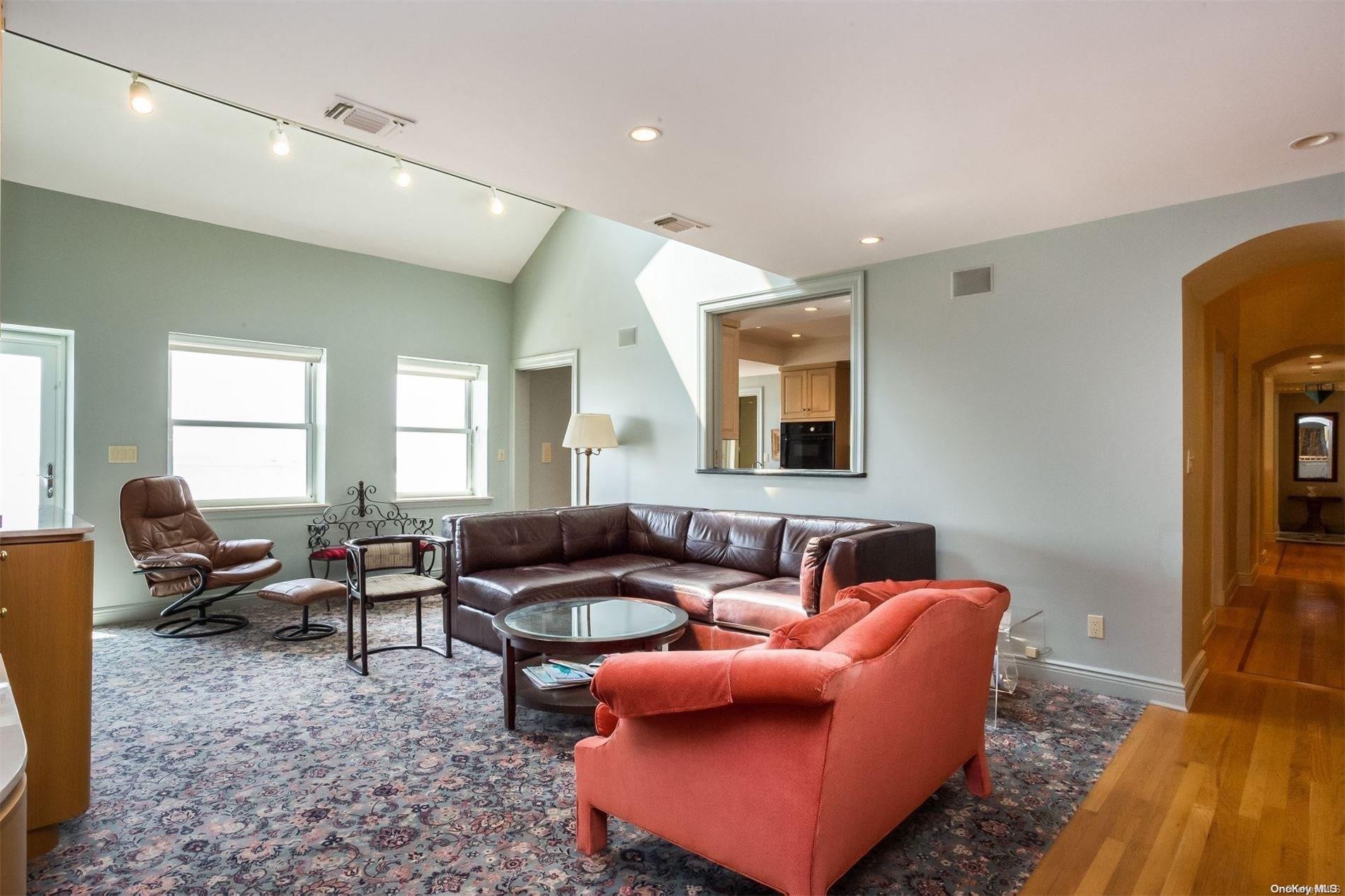 2 Richmond Road #6U6V, Lido Beach, New York image 17