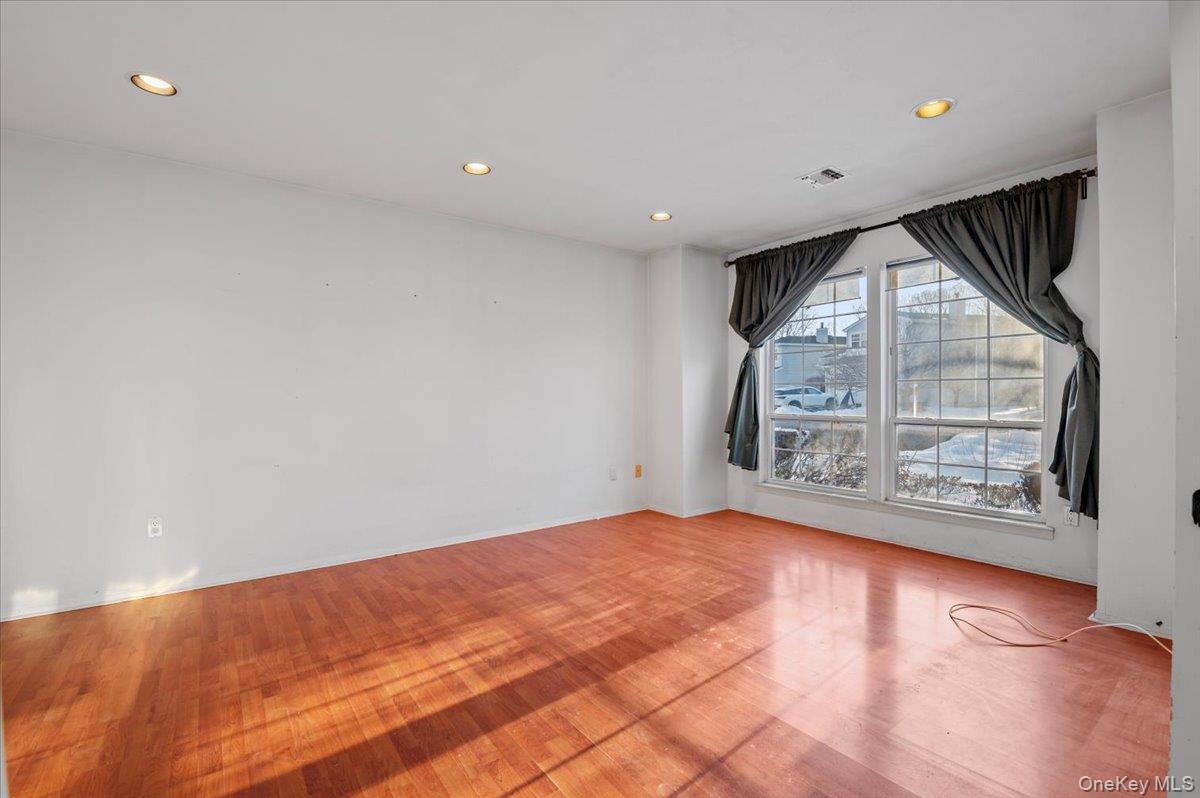 205 Fairfield Drive E