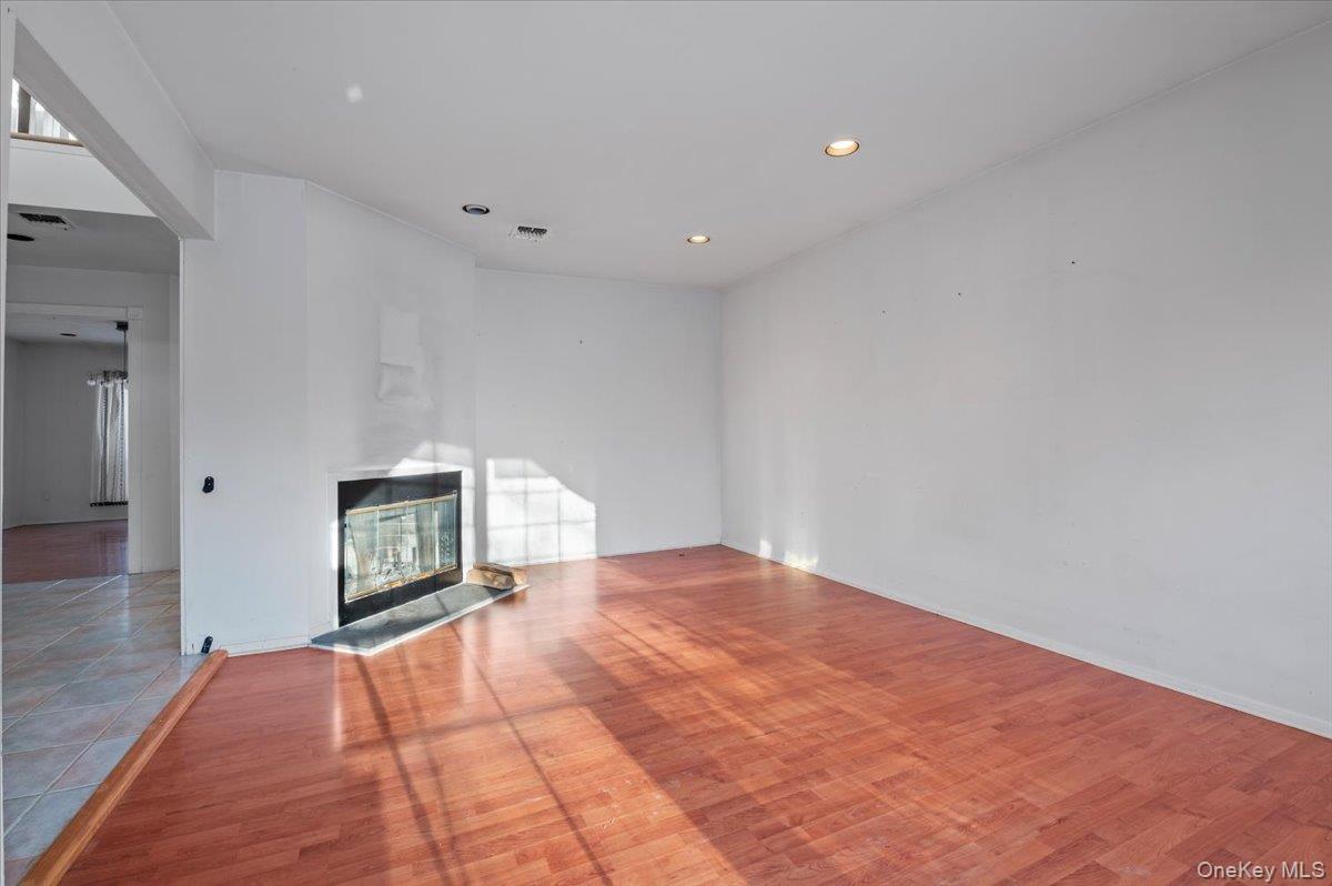 205 Fairfield Drive E