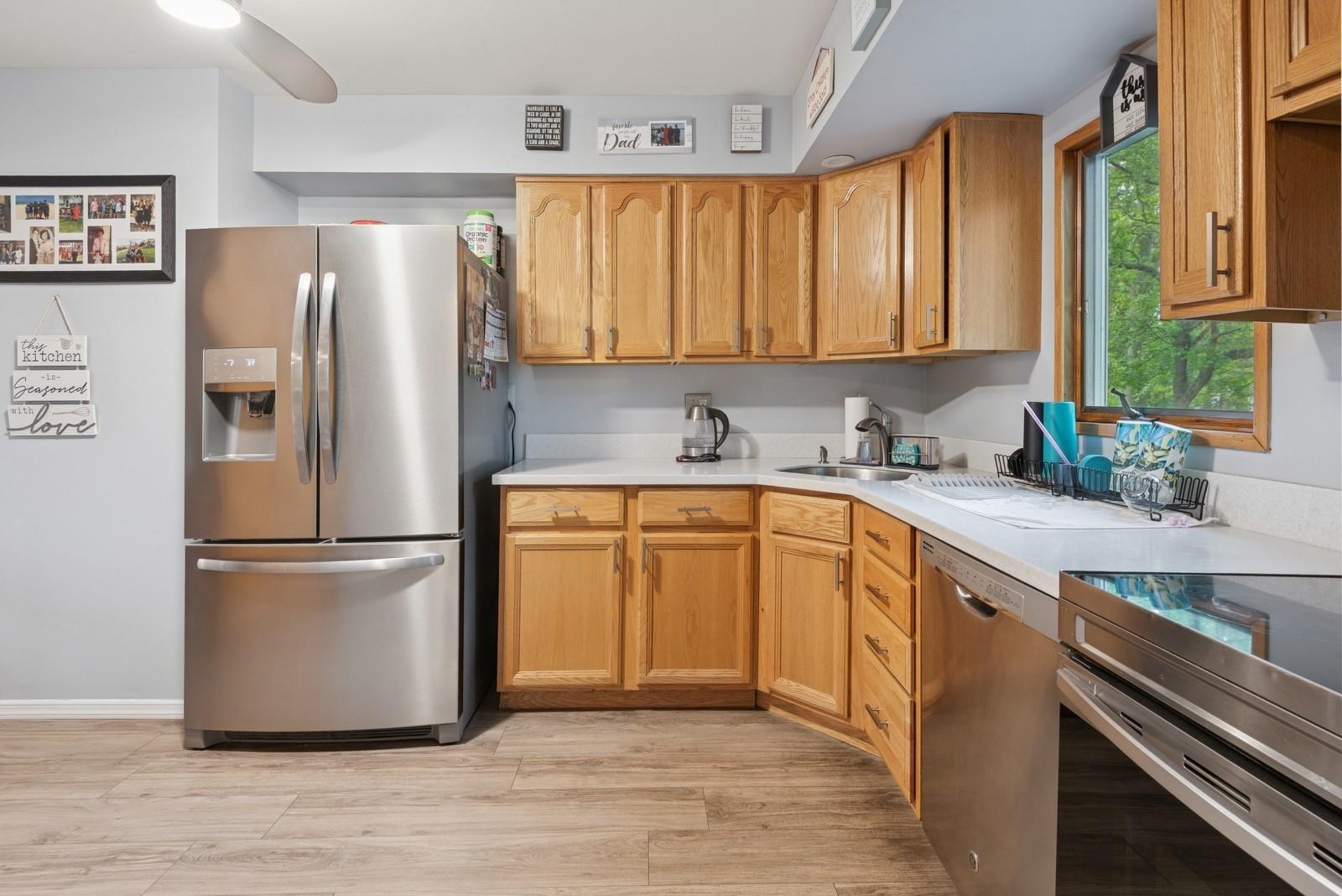 51 Juniper Avenue, Ronkonkoma, New York image 8