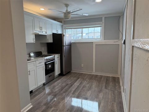 3975 Anne Drive Seaford NY 11783