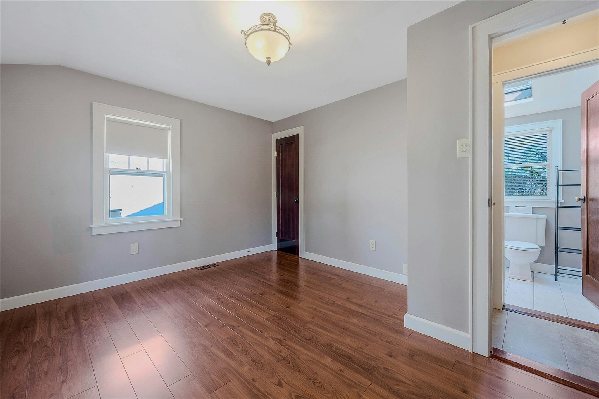 23 W Malverne Road, Sound Beach, New York image 18
