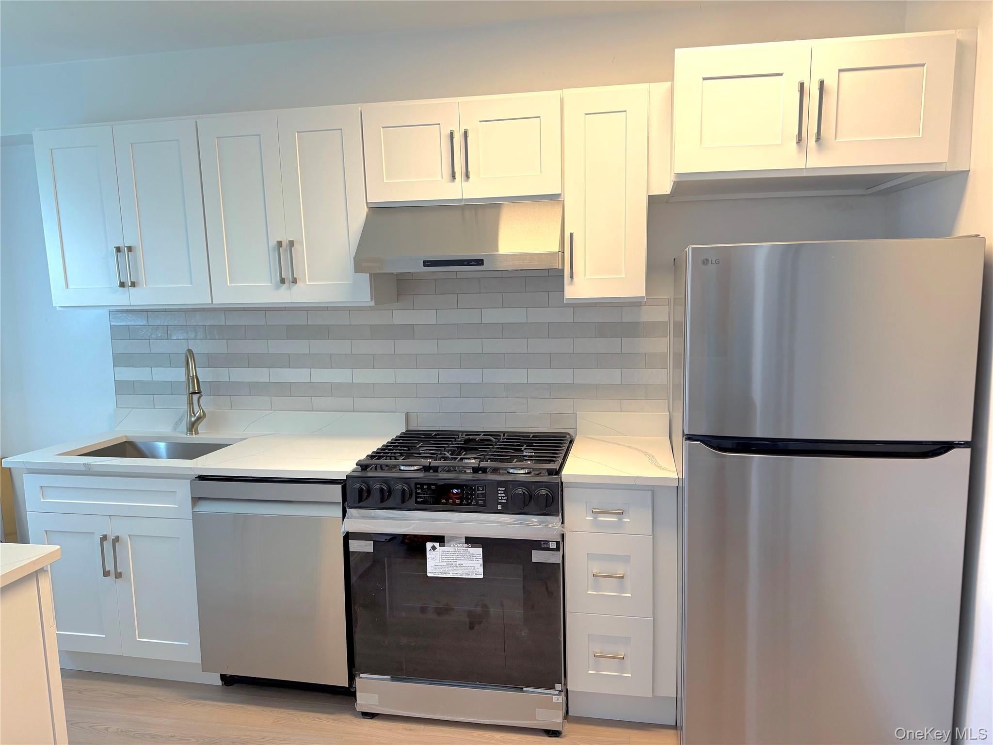 22-27 76 Street B2