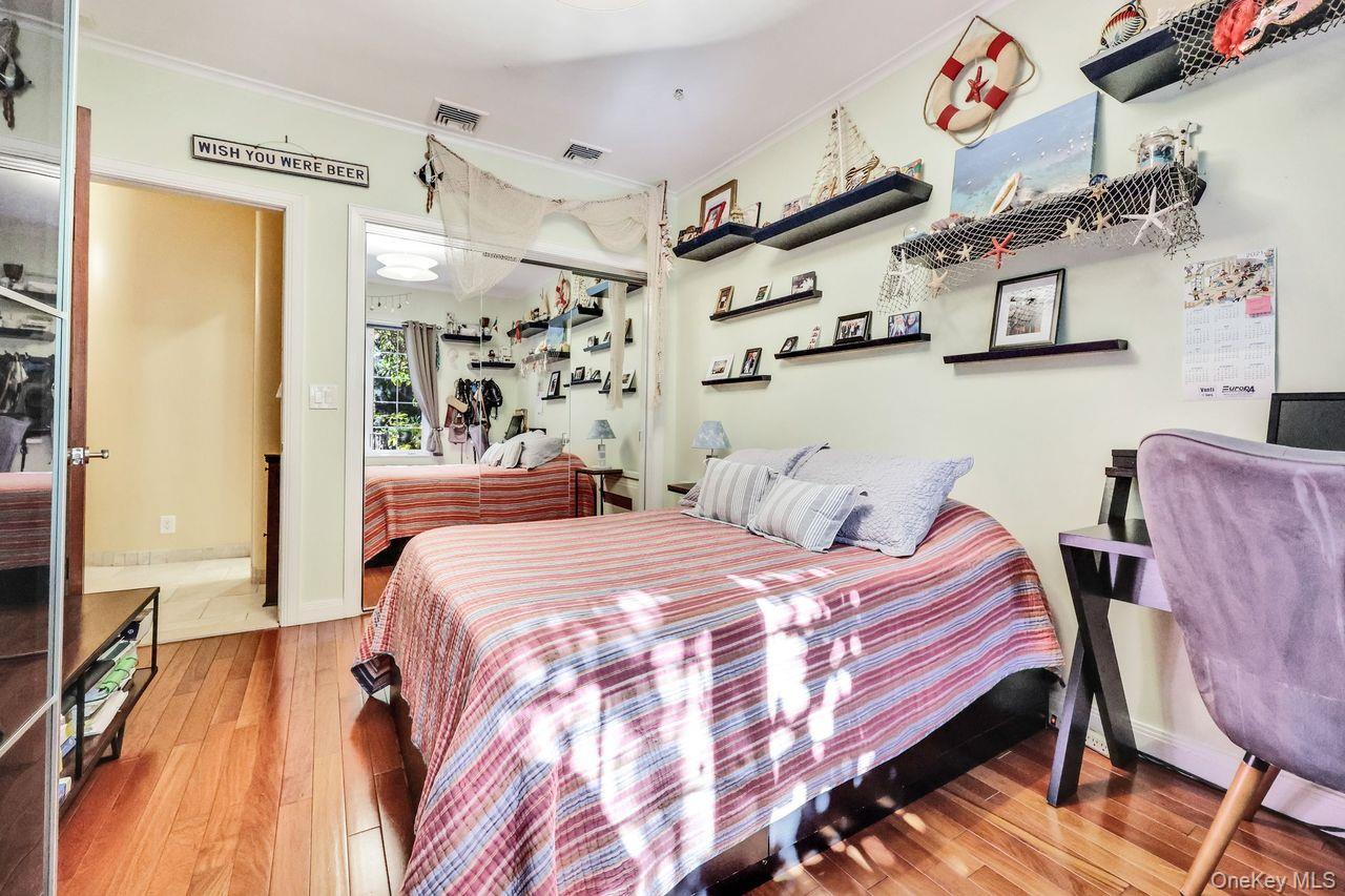 Woodmere, New York 11598, United States, 5 Bedrooms Bedrooms, ,4 BathroomsBathrooms,Residential,Coming Soon,221648