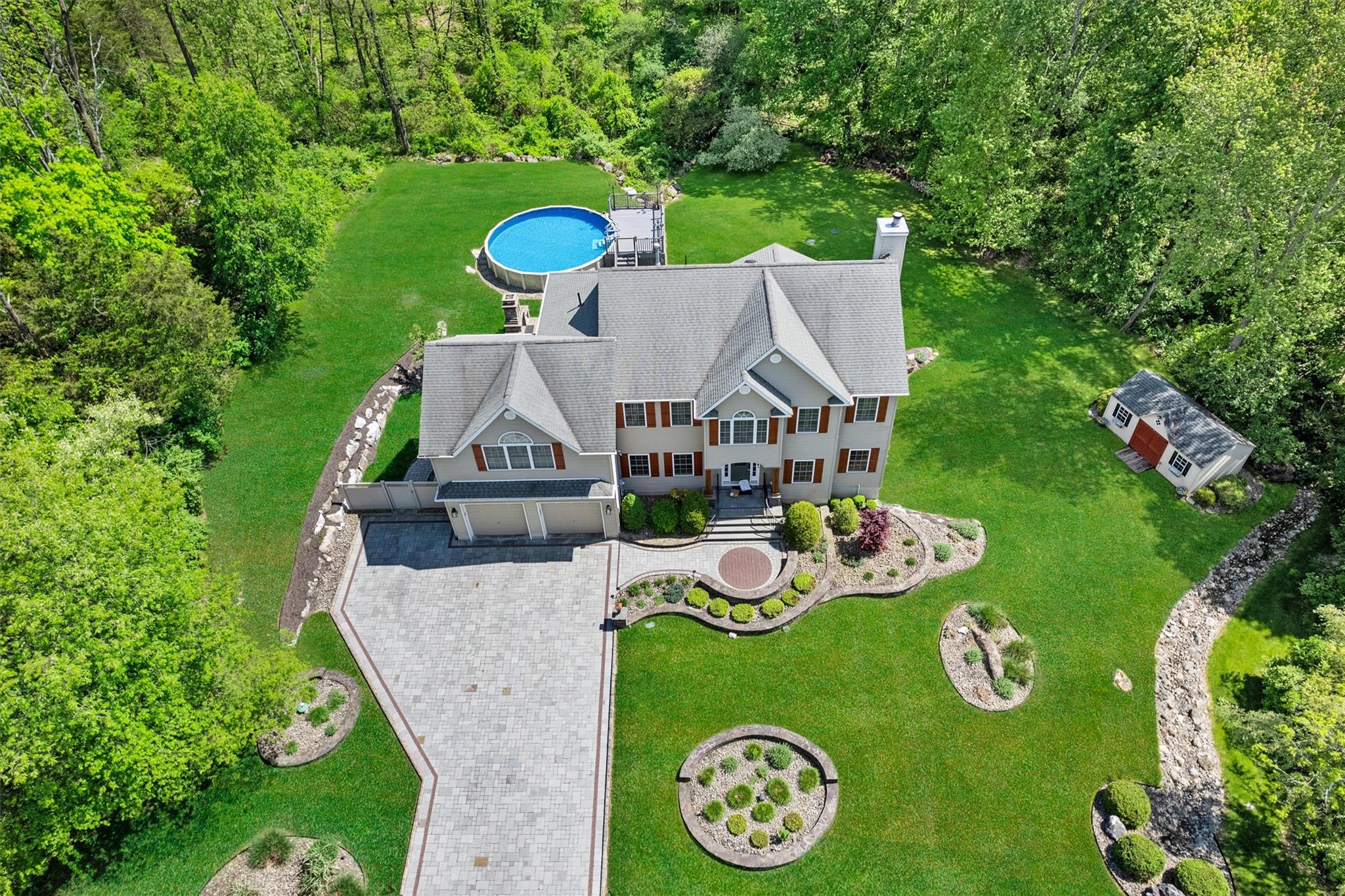 7 Stonewall Court, Warwick, New York image 3