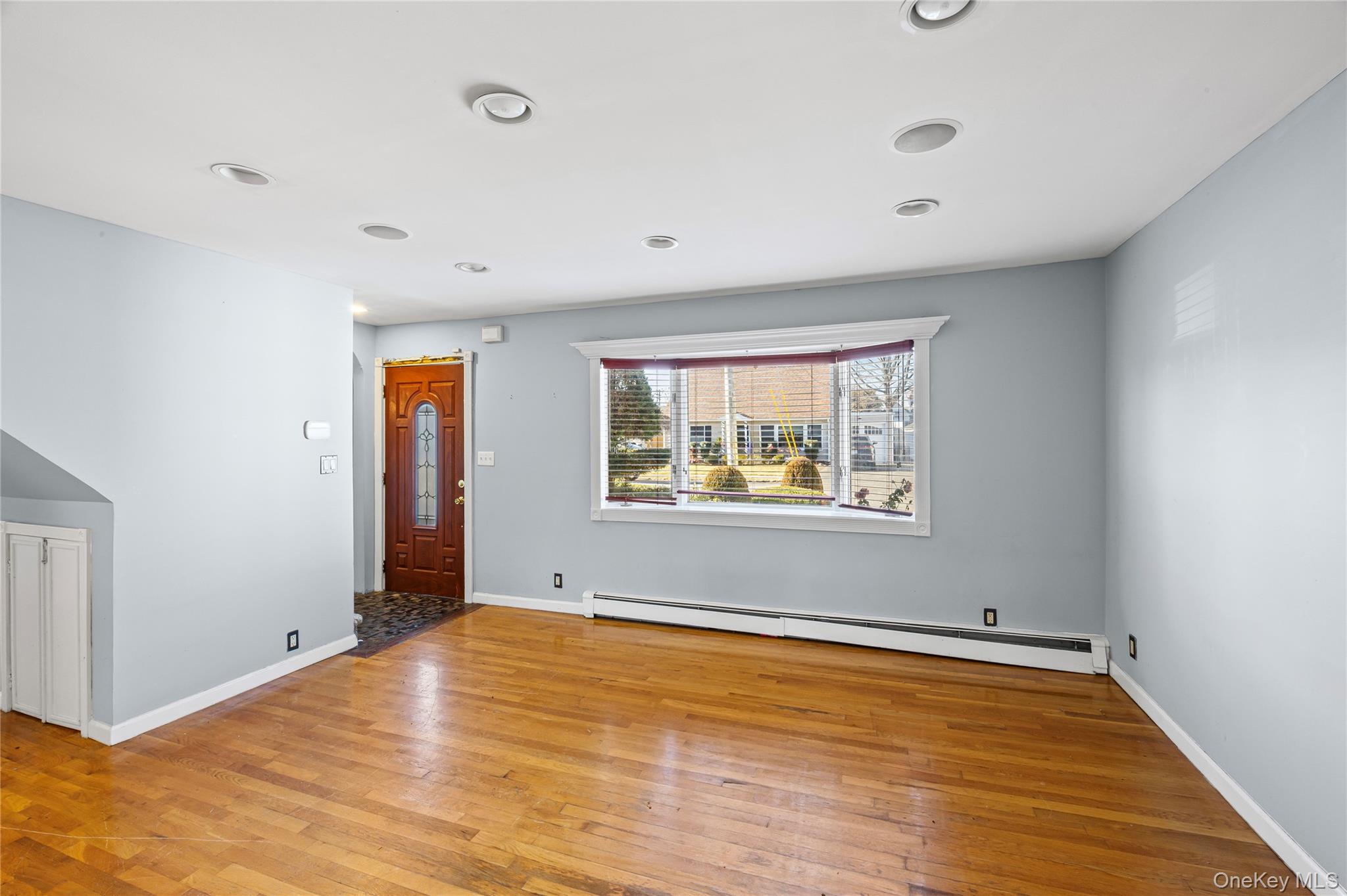 2181 Hortense Avenue