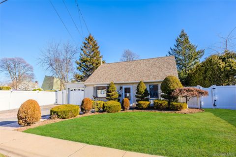 2181 Hortense Avenue Seaford NY 11783