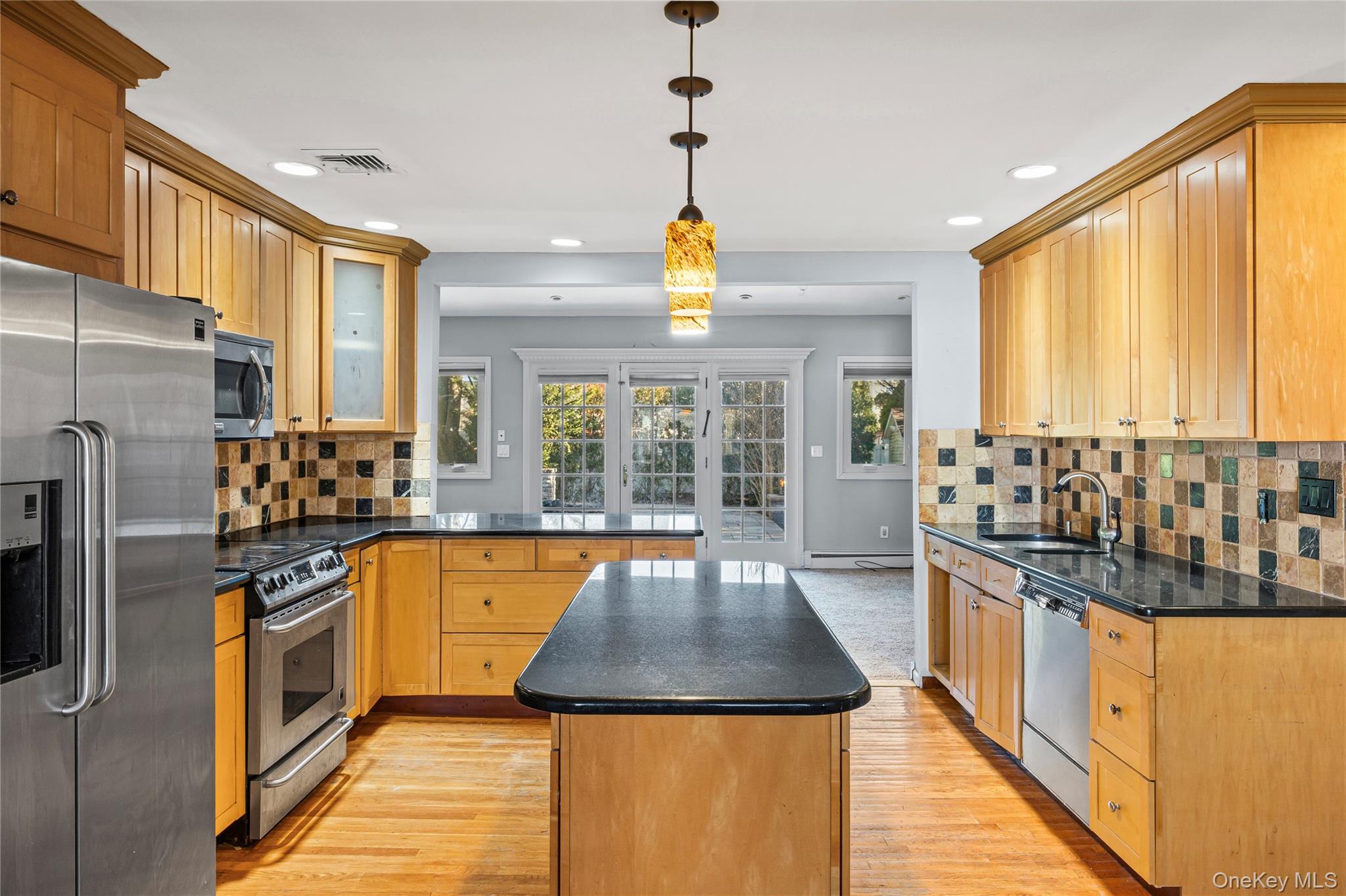 2181 Hortense Avenue