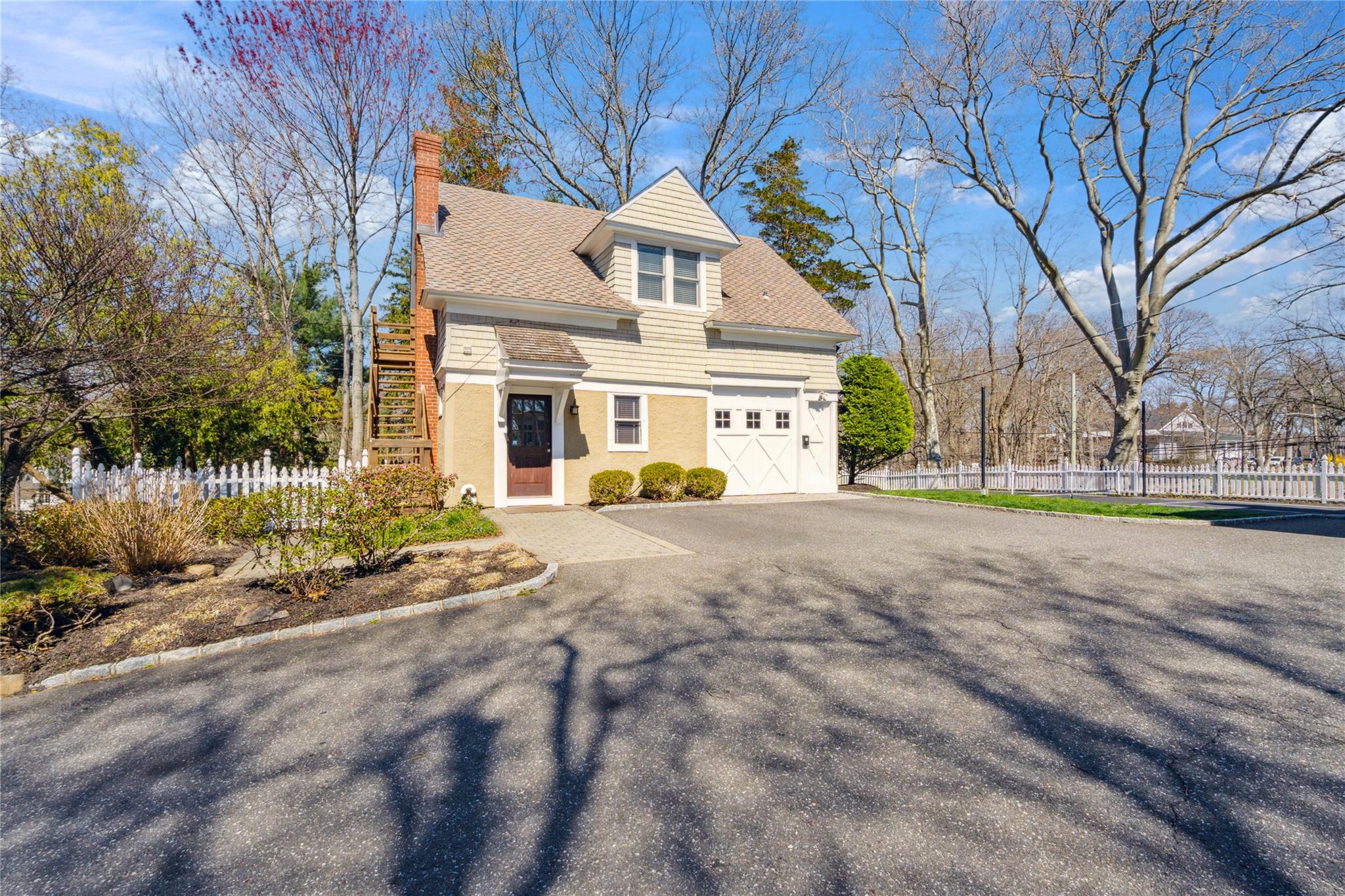 38 Cedar Street, Stony Brook, New York image 44