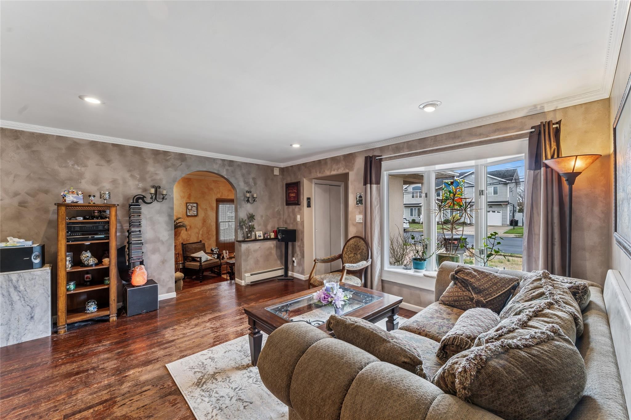 2035 Seaford Avenue, Seaford, New York image 8