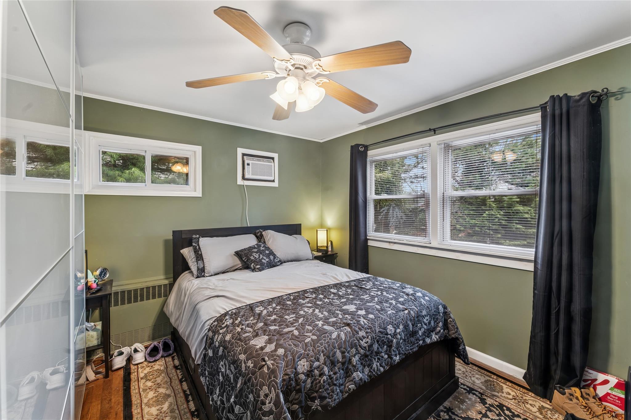 2035 Seaford Avenue, Seaford, New York image 10