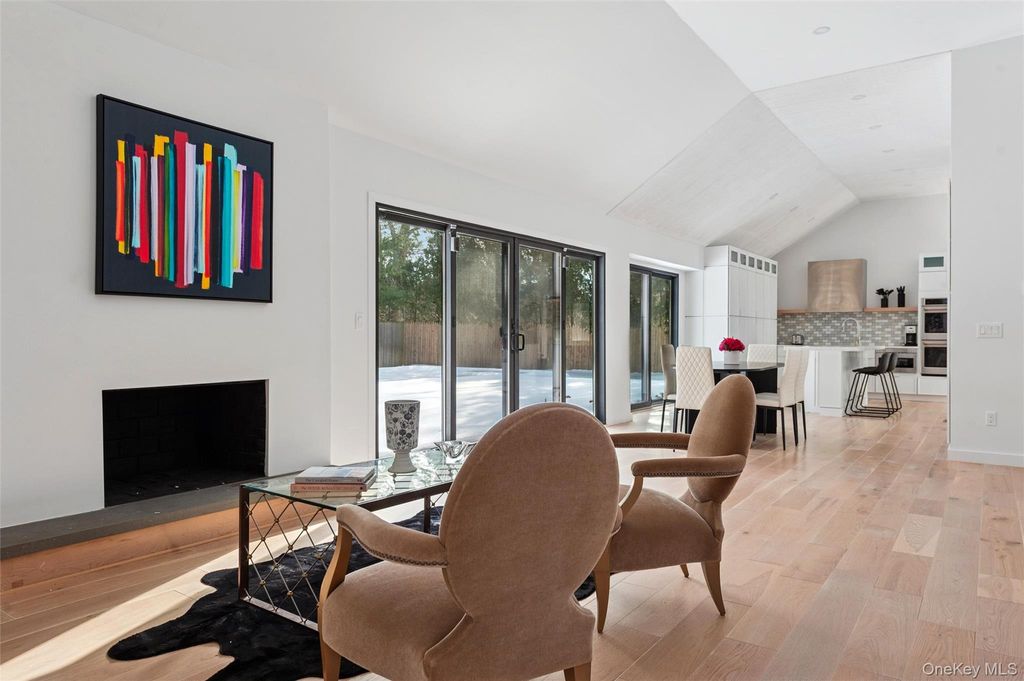 Photo of 10 Hampton Street, Westhampton Beach, NY 11978 (MLS # 965687)