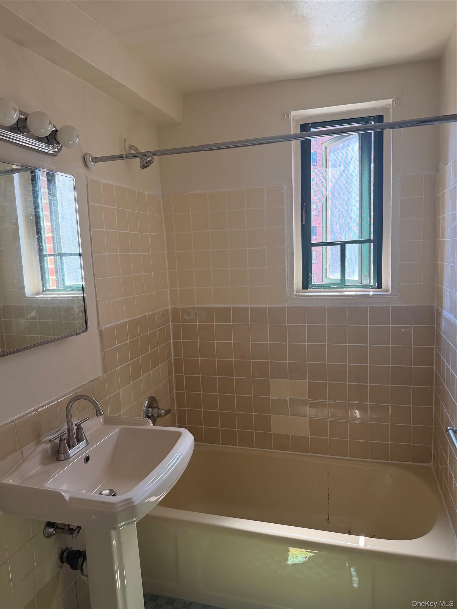 1641 Metropolitan Avenue 3H