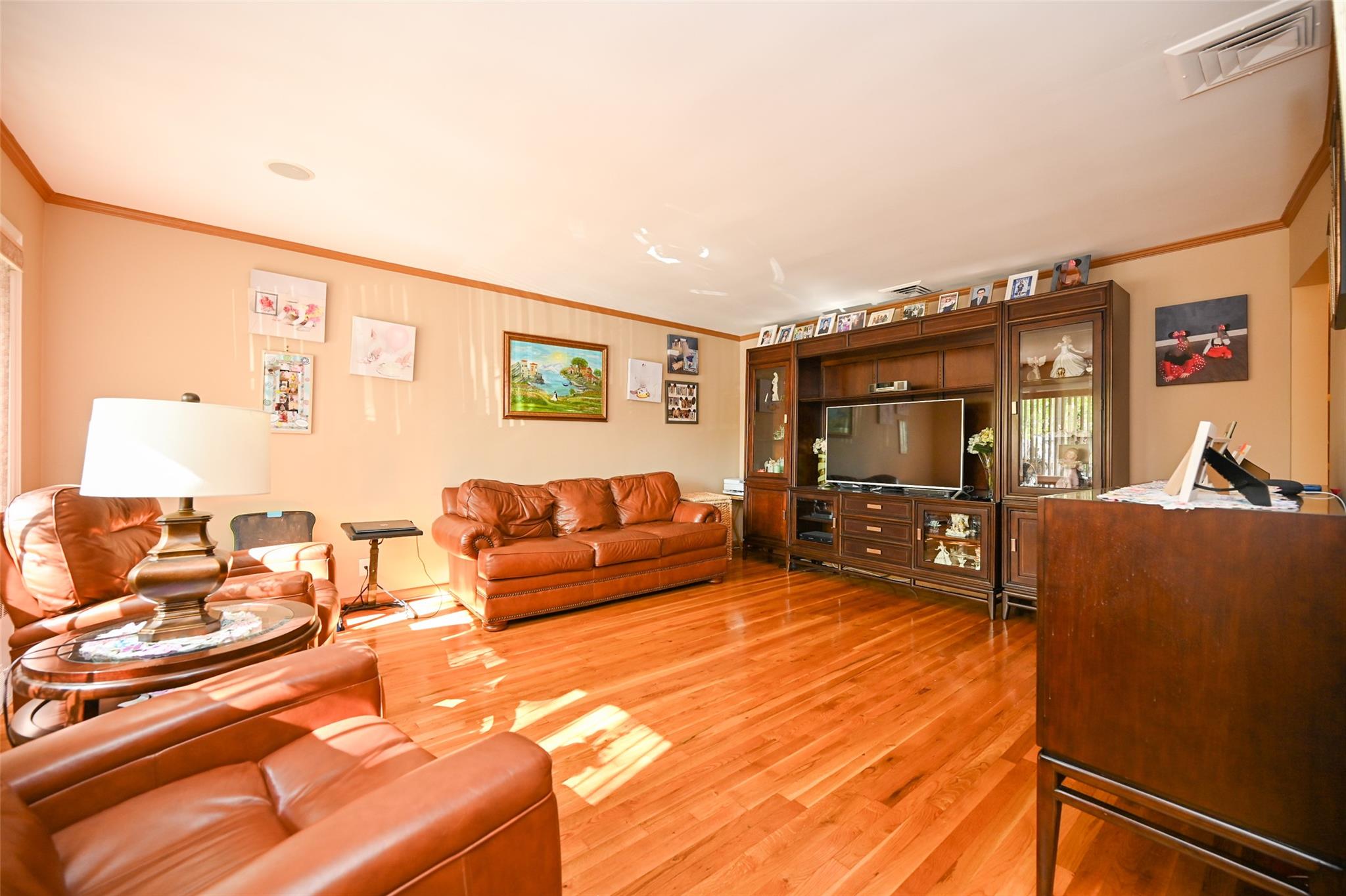 14-85 166 Street, Whitestone, New York image 5