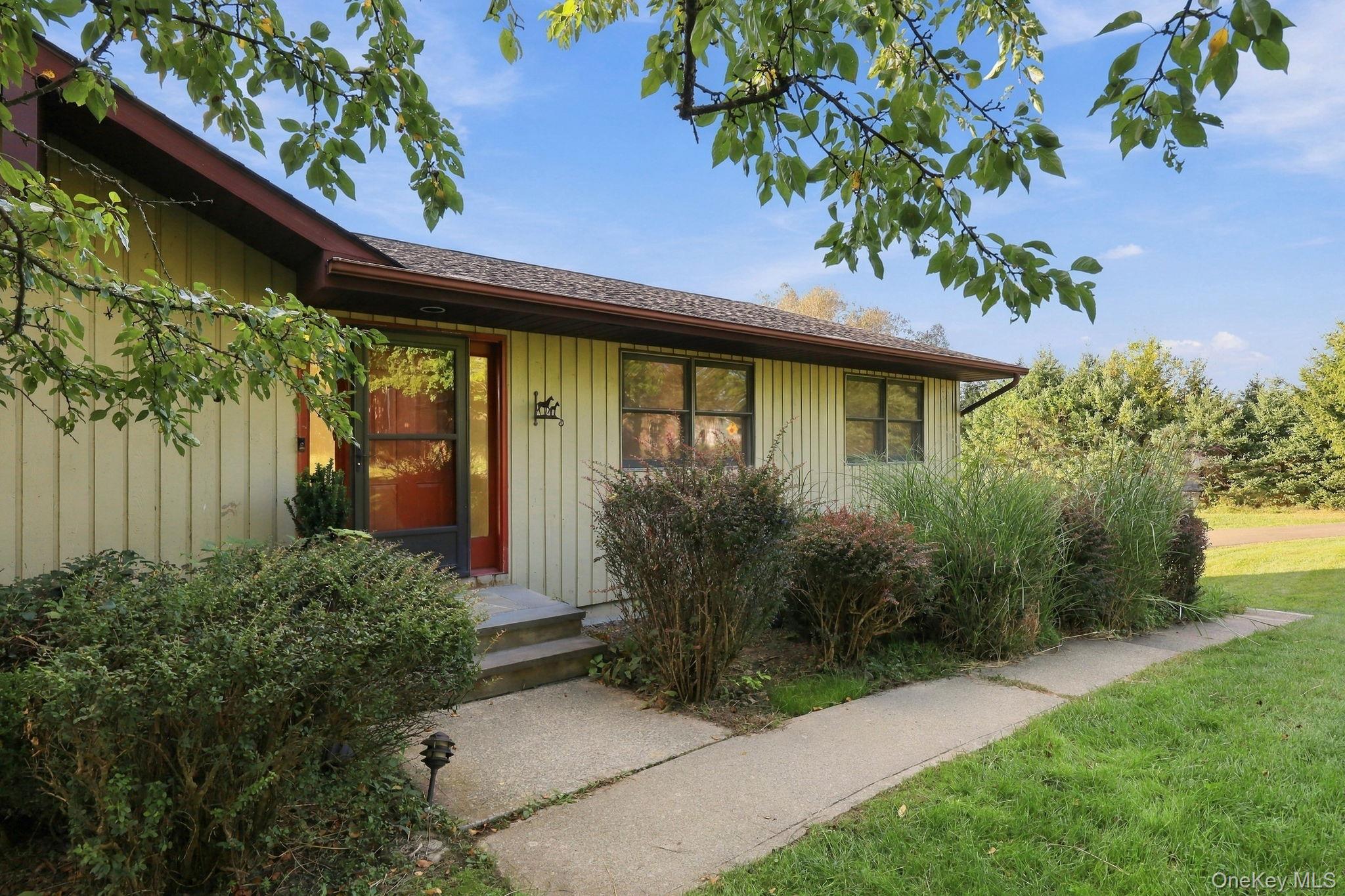 510-512 Albany Post Road