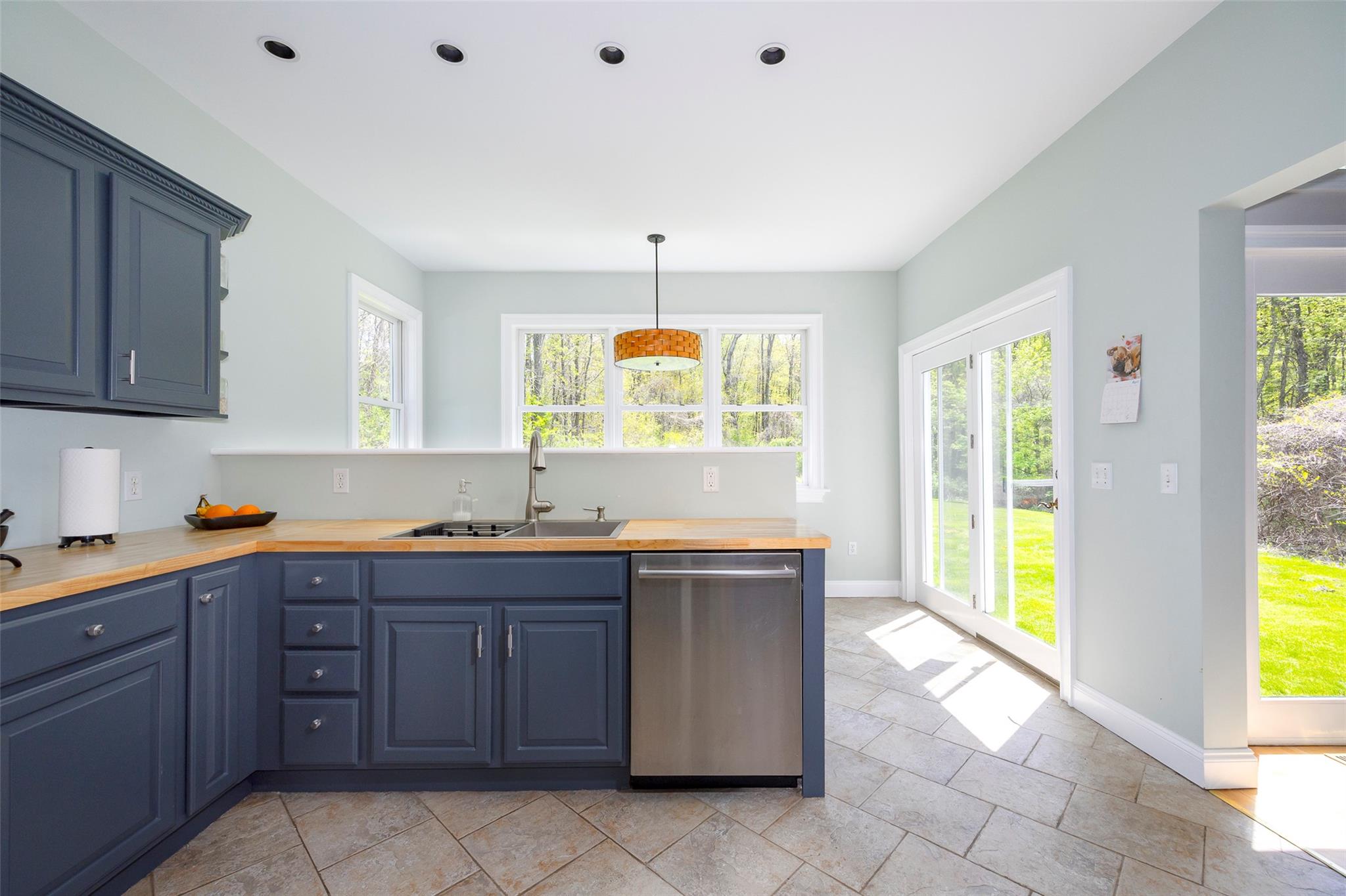 58 Travis Road, Hyde Park, New York image 8