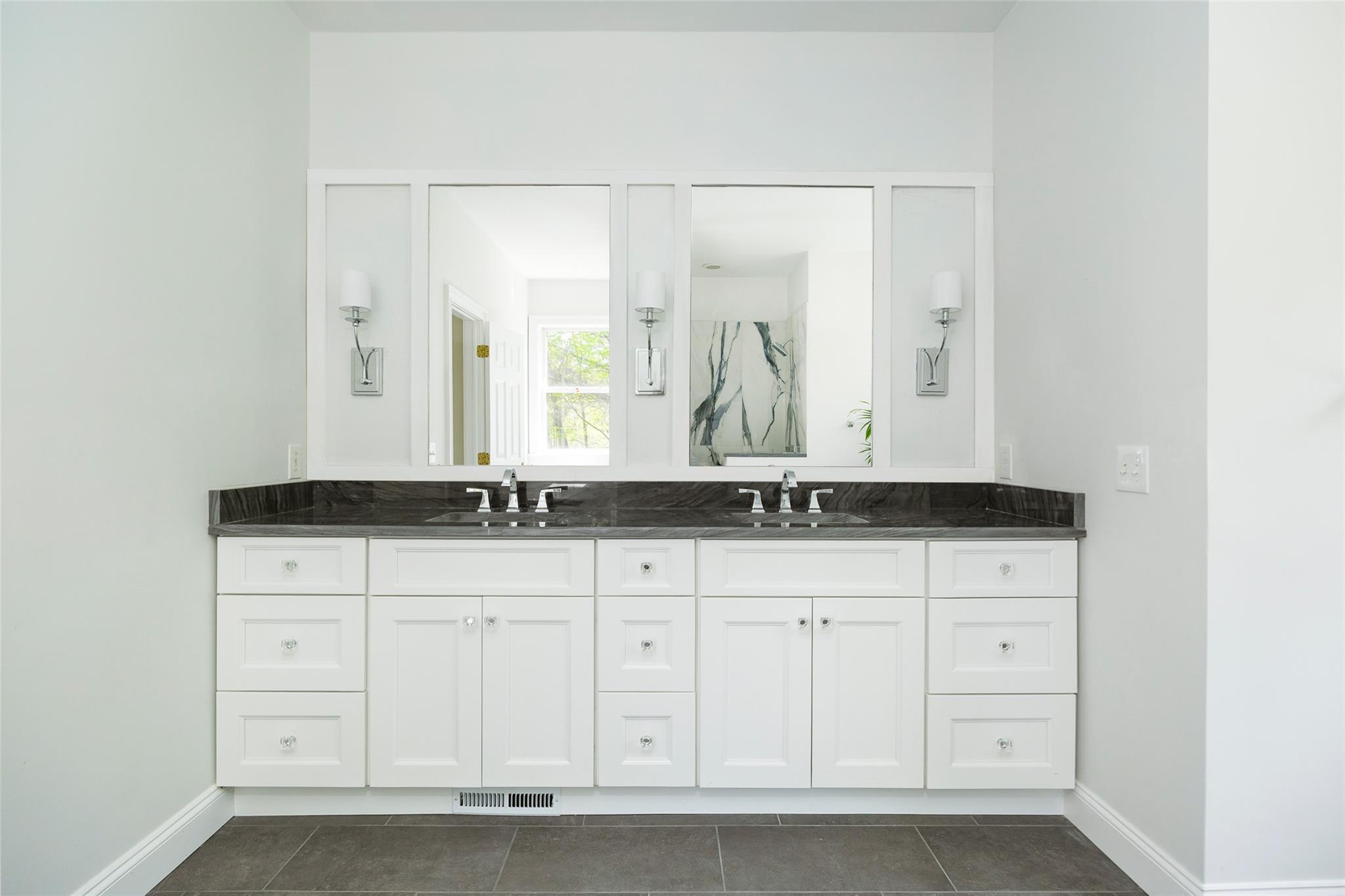 58 Travis Road, Hyde Park, New York image 13