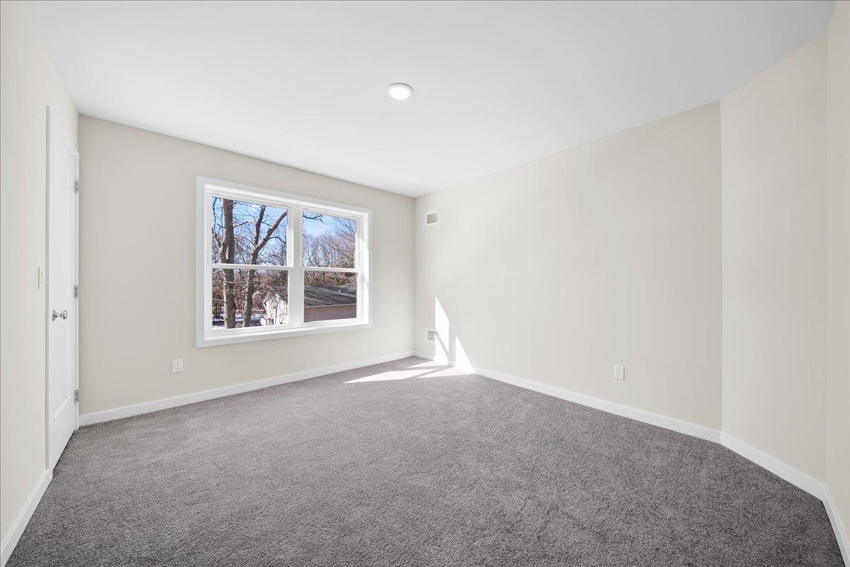 1 Fourth Avenue Lot 6 Avenue, Centereach, New York image 33