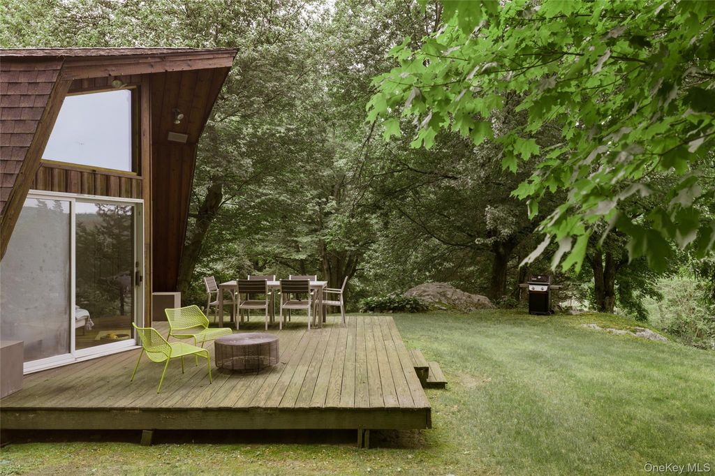 Photo of 280 Route 164, Patterson, NY 12563 (MLS # 1003935)