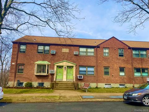 Homes For Sale - 57-65 246 Crescent #2<br/> Douglaston, NY 11362