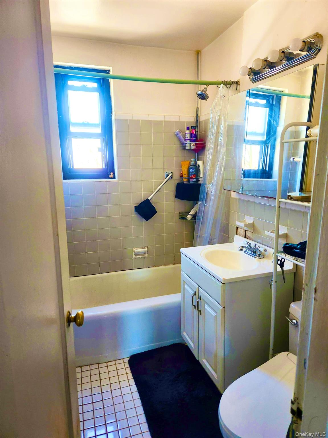 57-65 246 Crescent 2