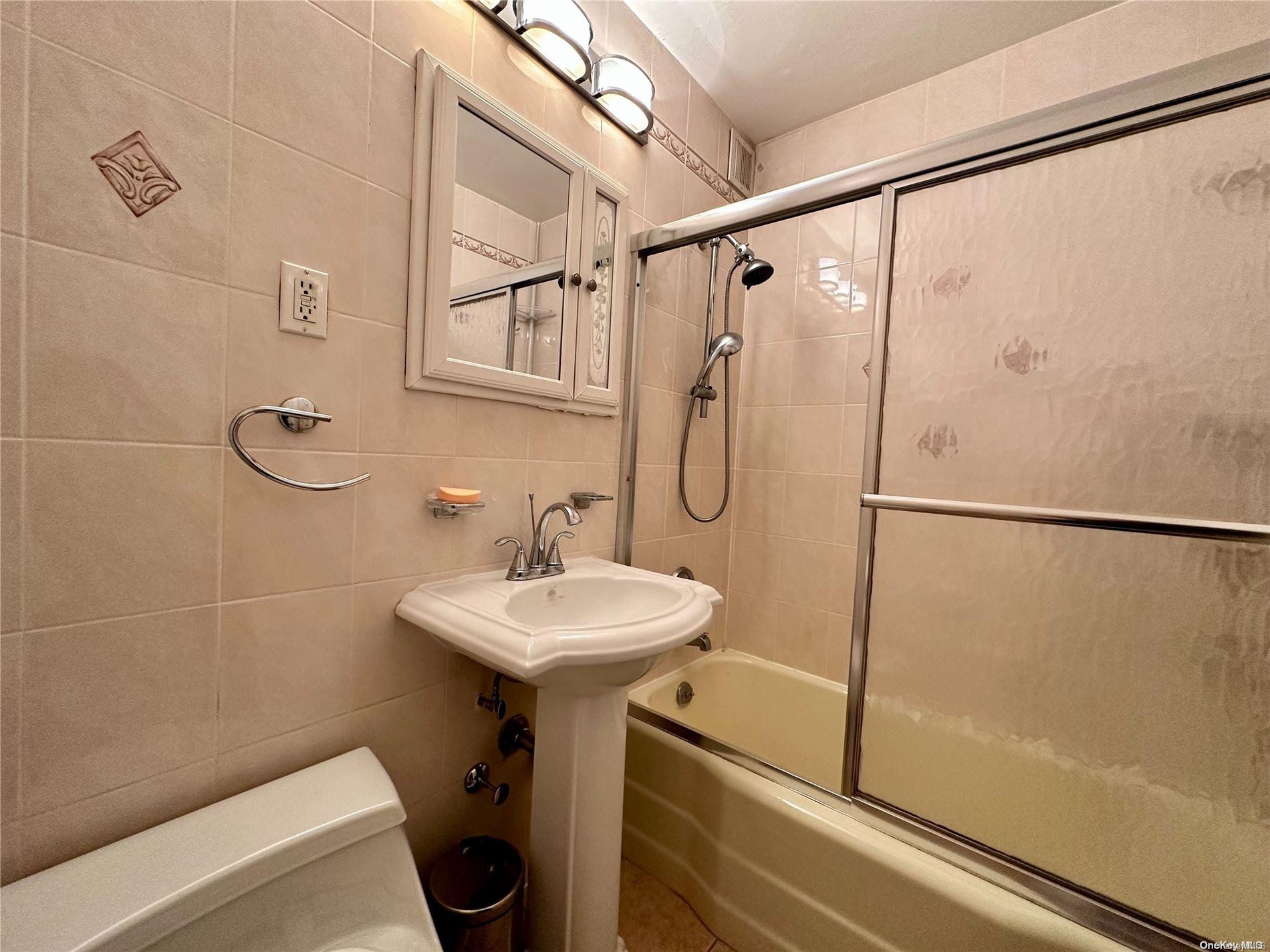 102-30 66th Road #1H, Forest Hills, New York image 16