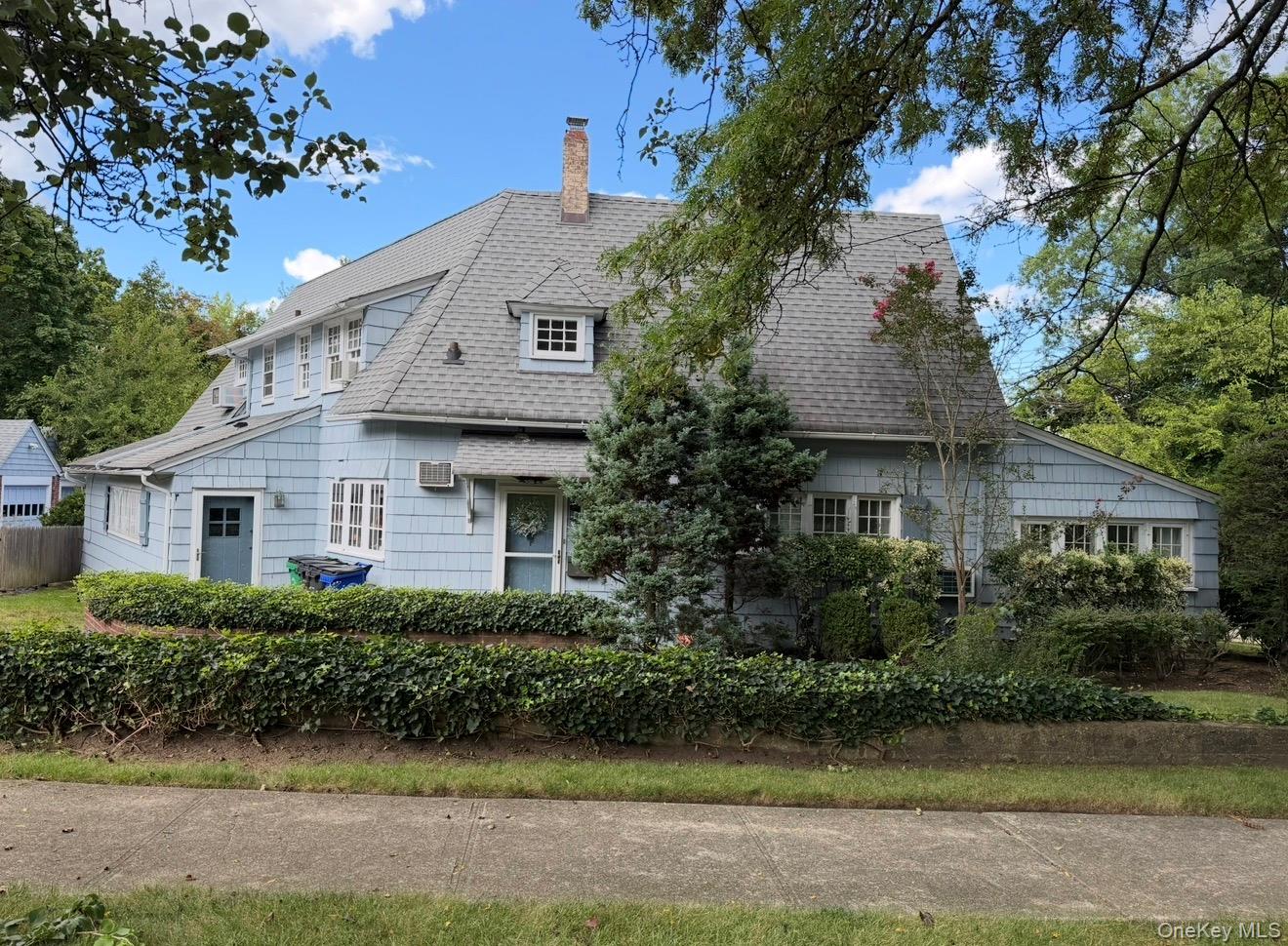371 Grosvenor Street