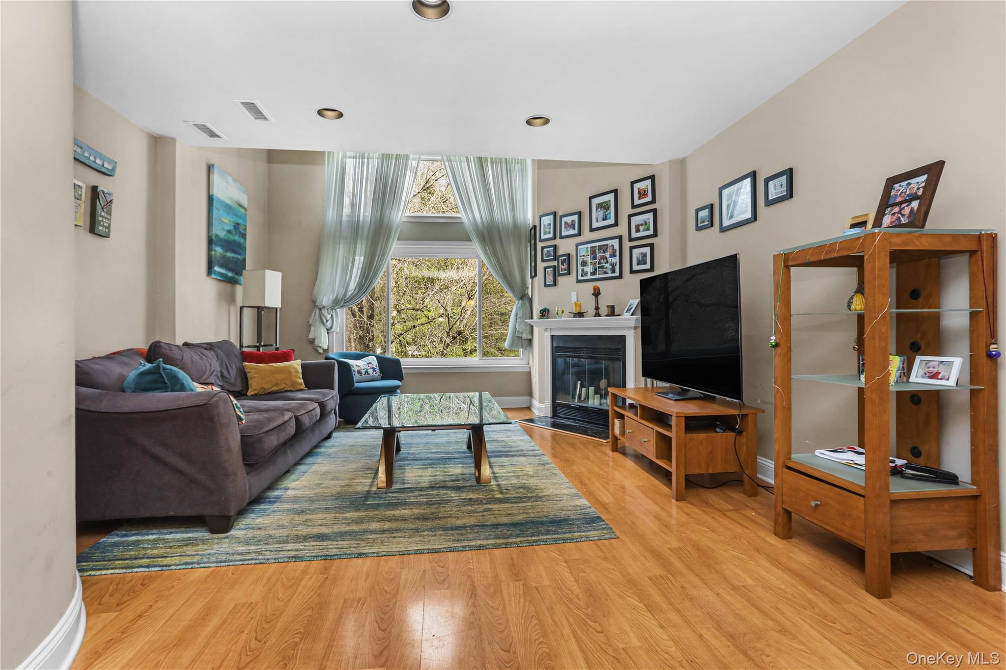 368 N Greeley Avenue