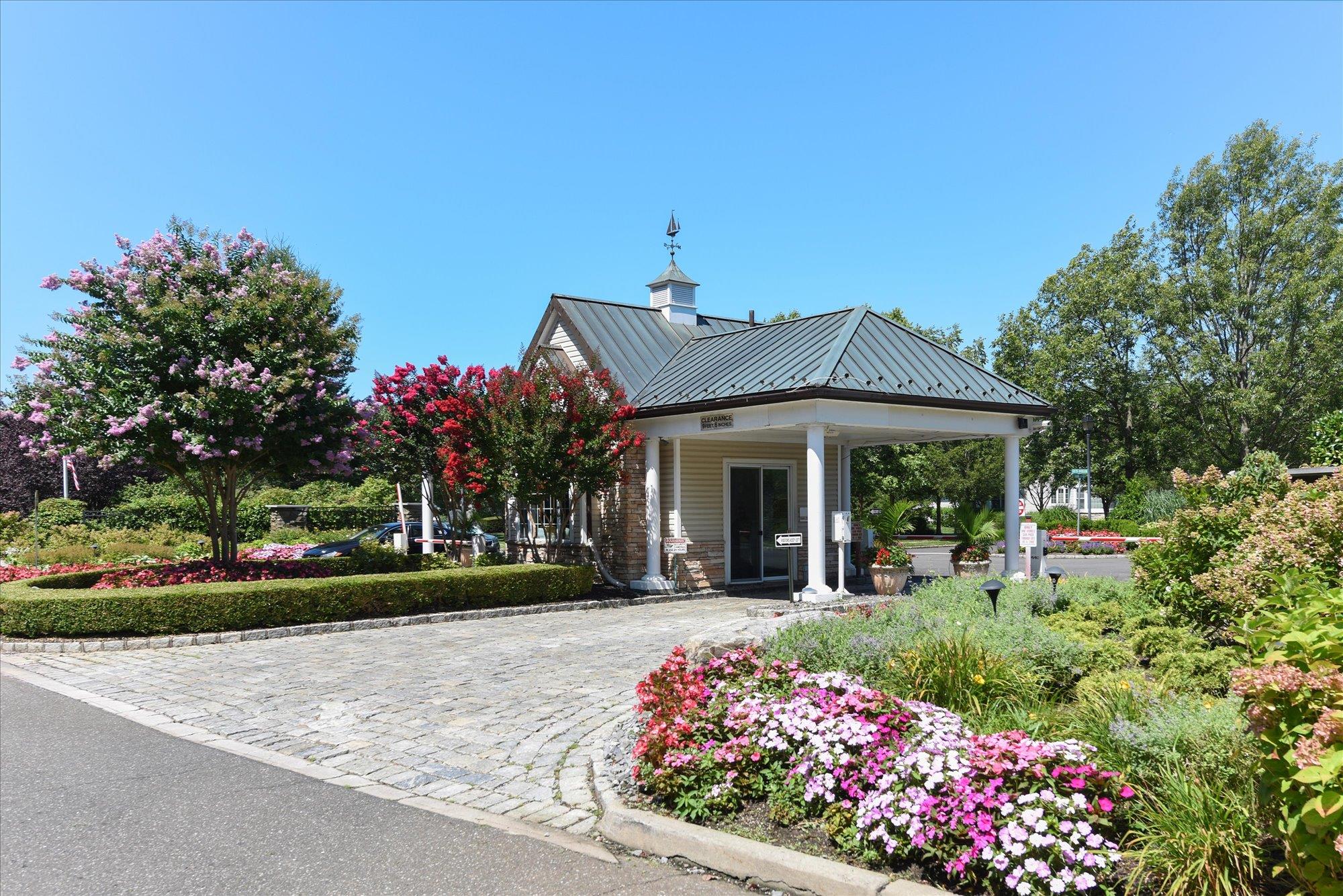 155 Eagle Crest