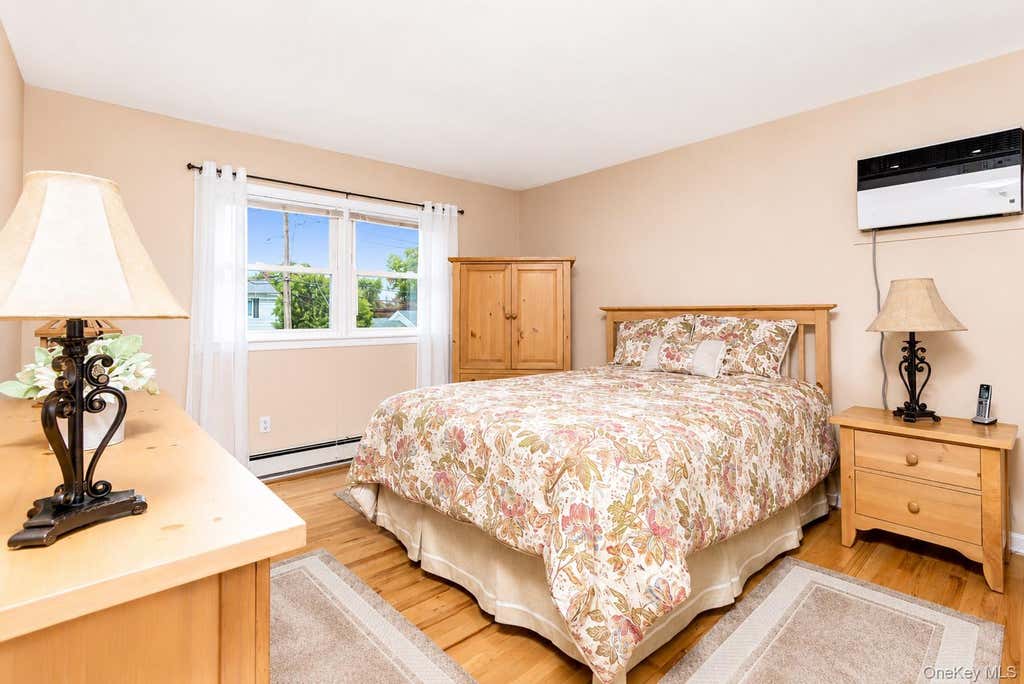 Photo of 1453 10th Street, West Babylon, NY 11704 (MLS # 1034685)