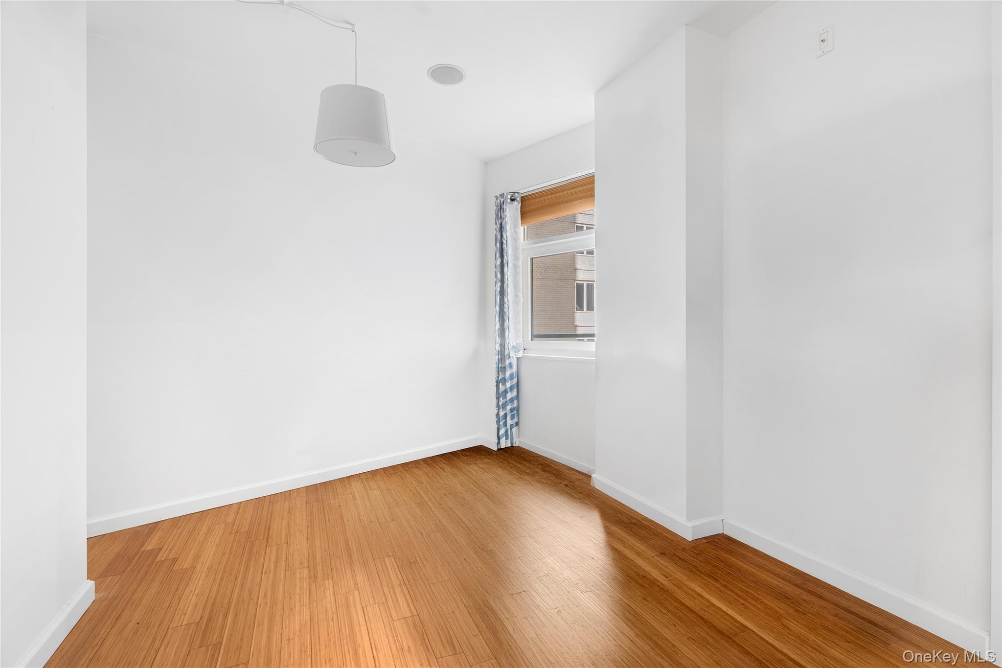 2415 Queens Plaza N 7A
