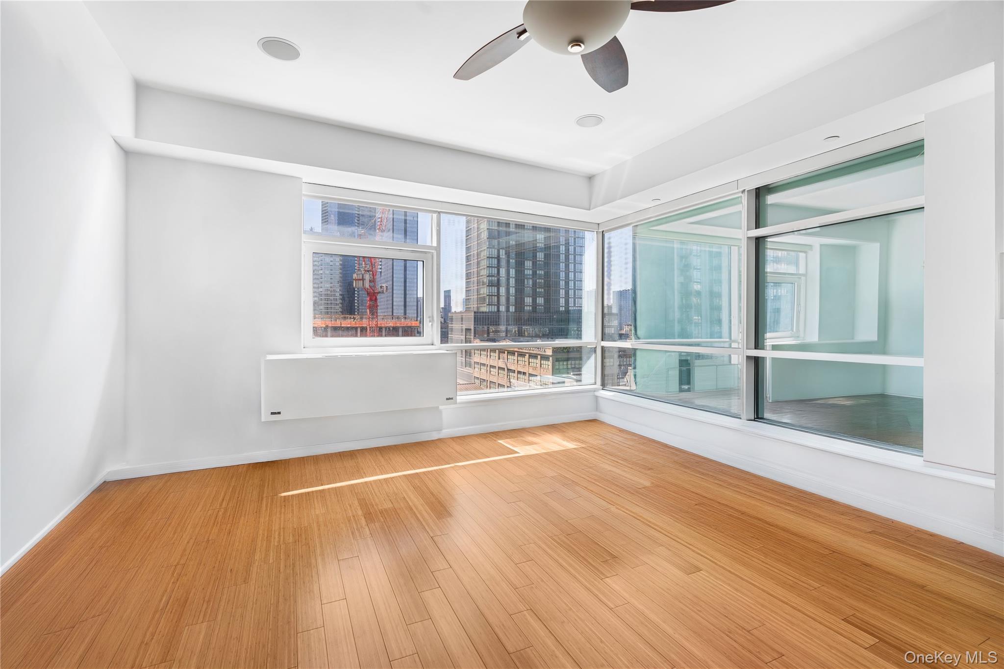 2415 Queens Plaza N 7A