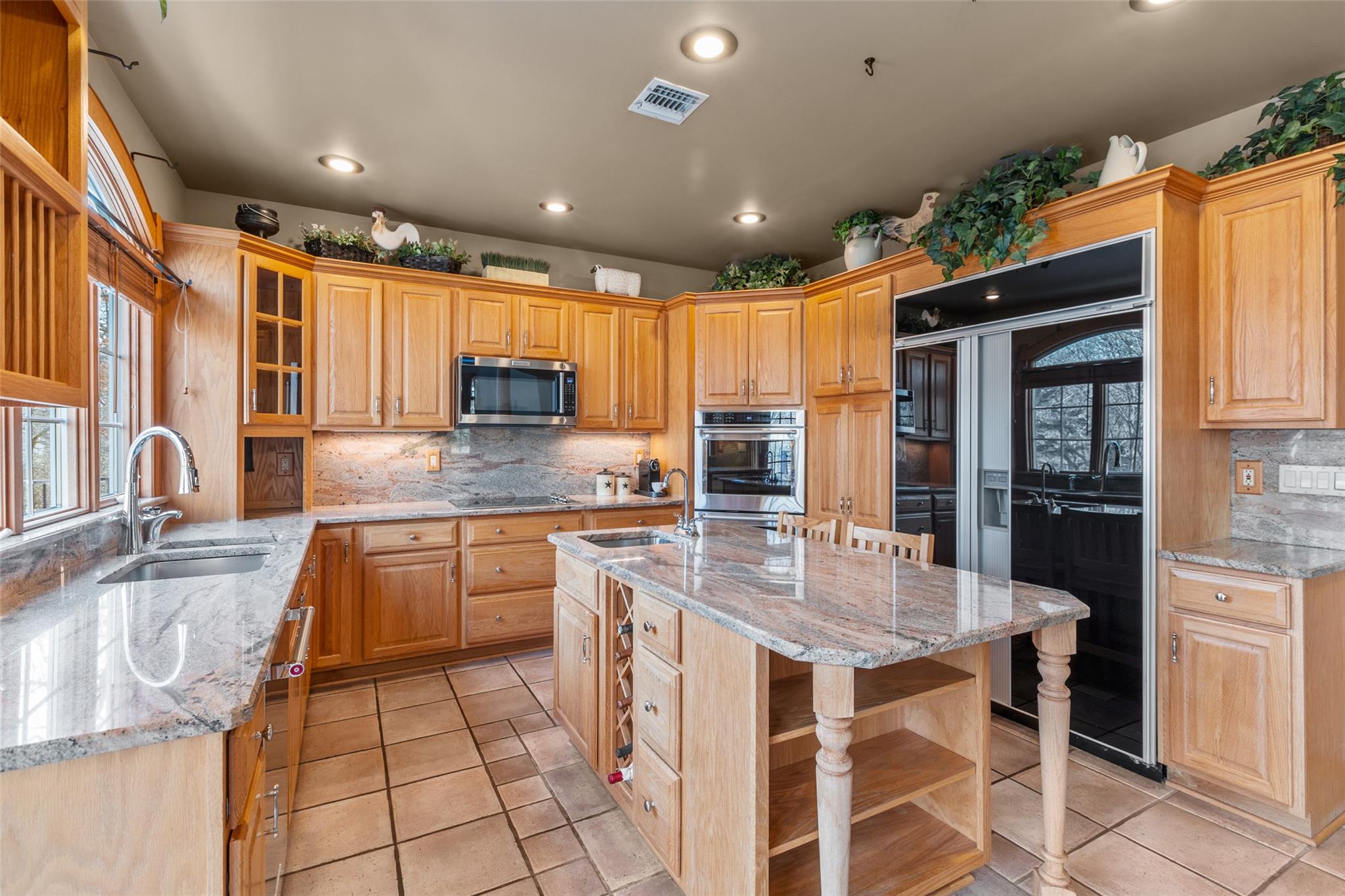 12 Apricot Road, Mount Sinai, New York image 5
