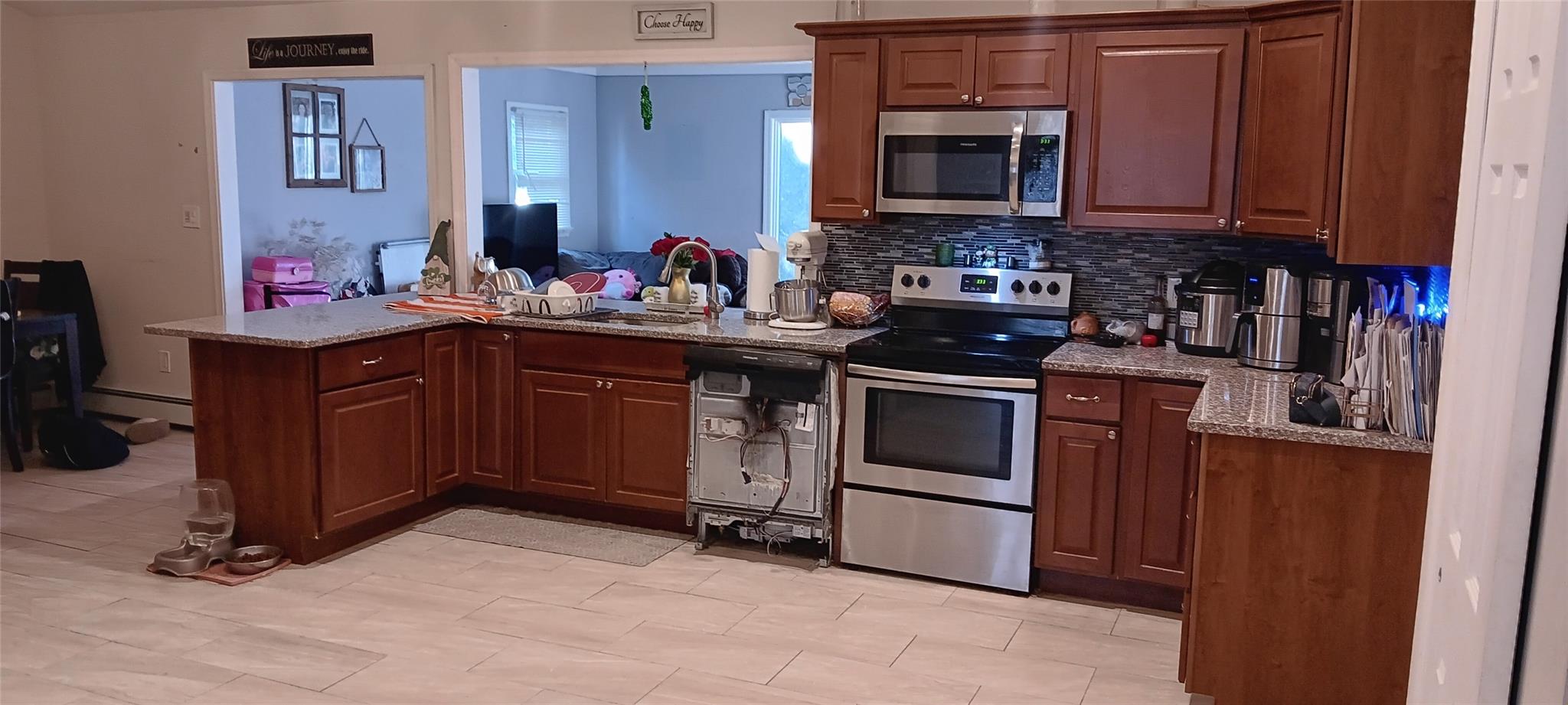 44 Flintridge Drive, Holbrook, New York image 6